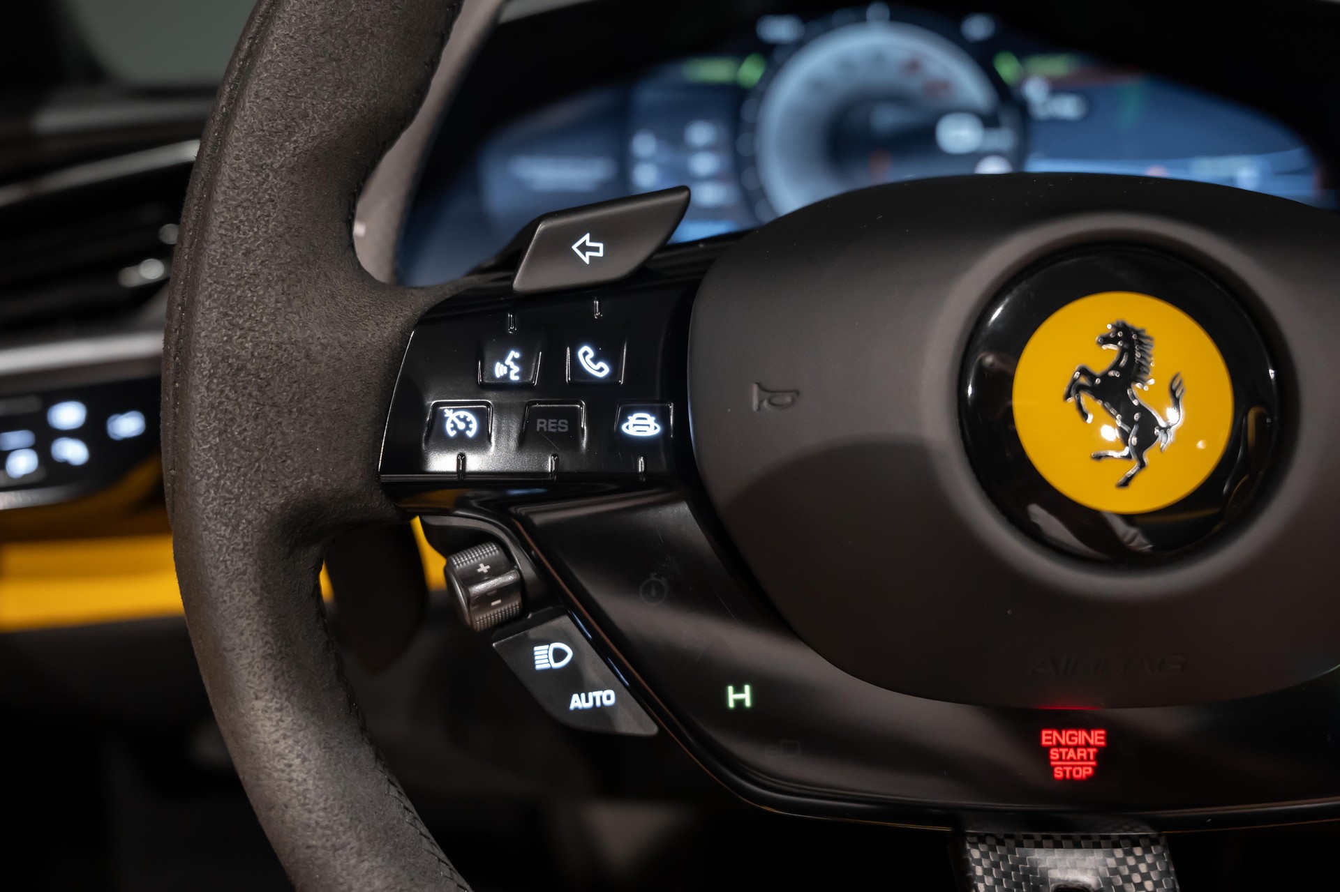FERRARI SF90 Spider 4.0-image-27