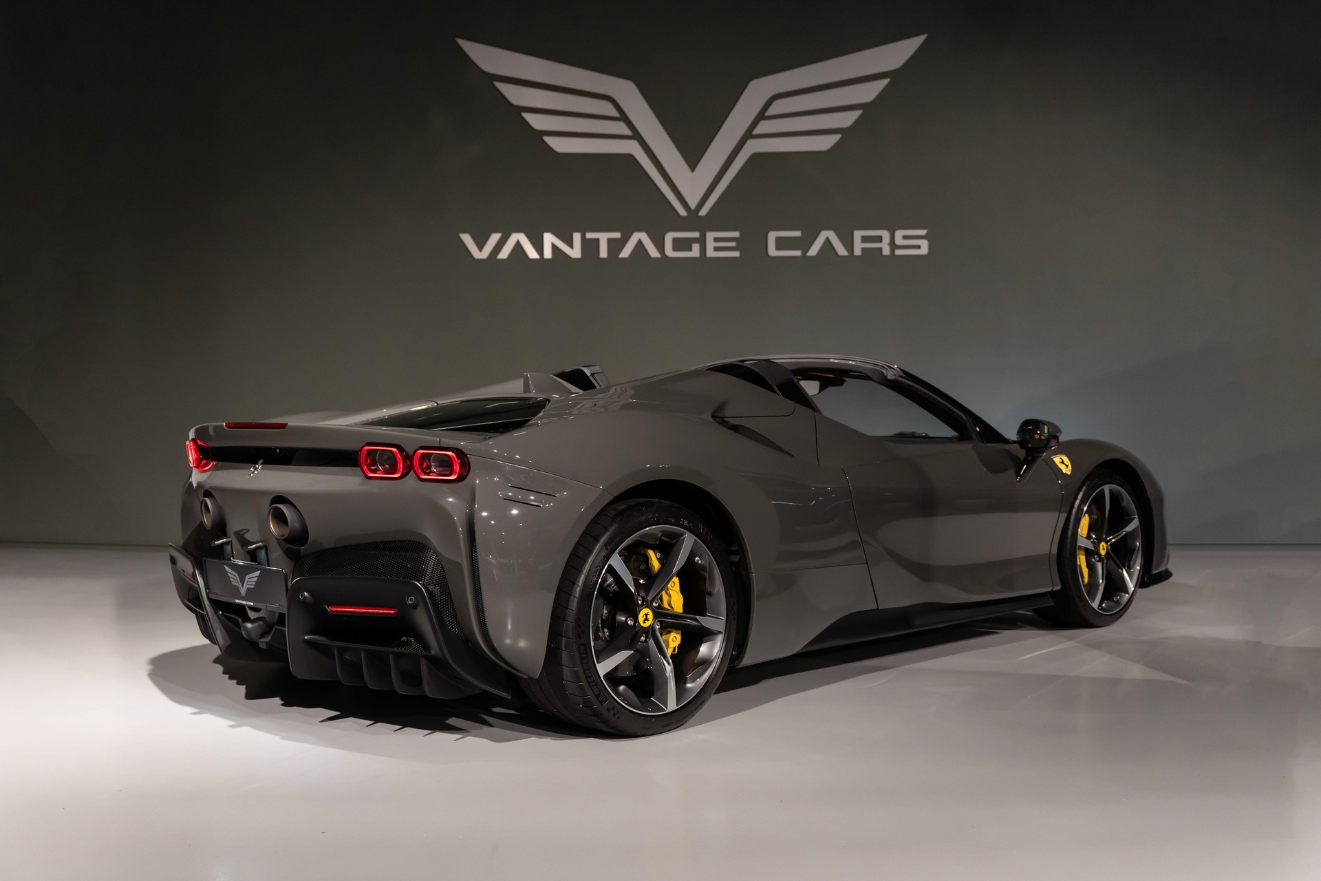 FERRARI SF90 Spider 4.0-image-3