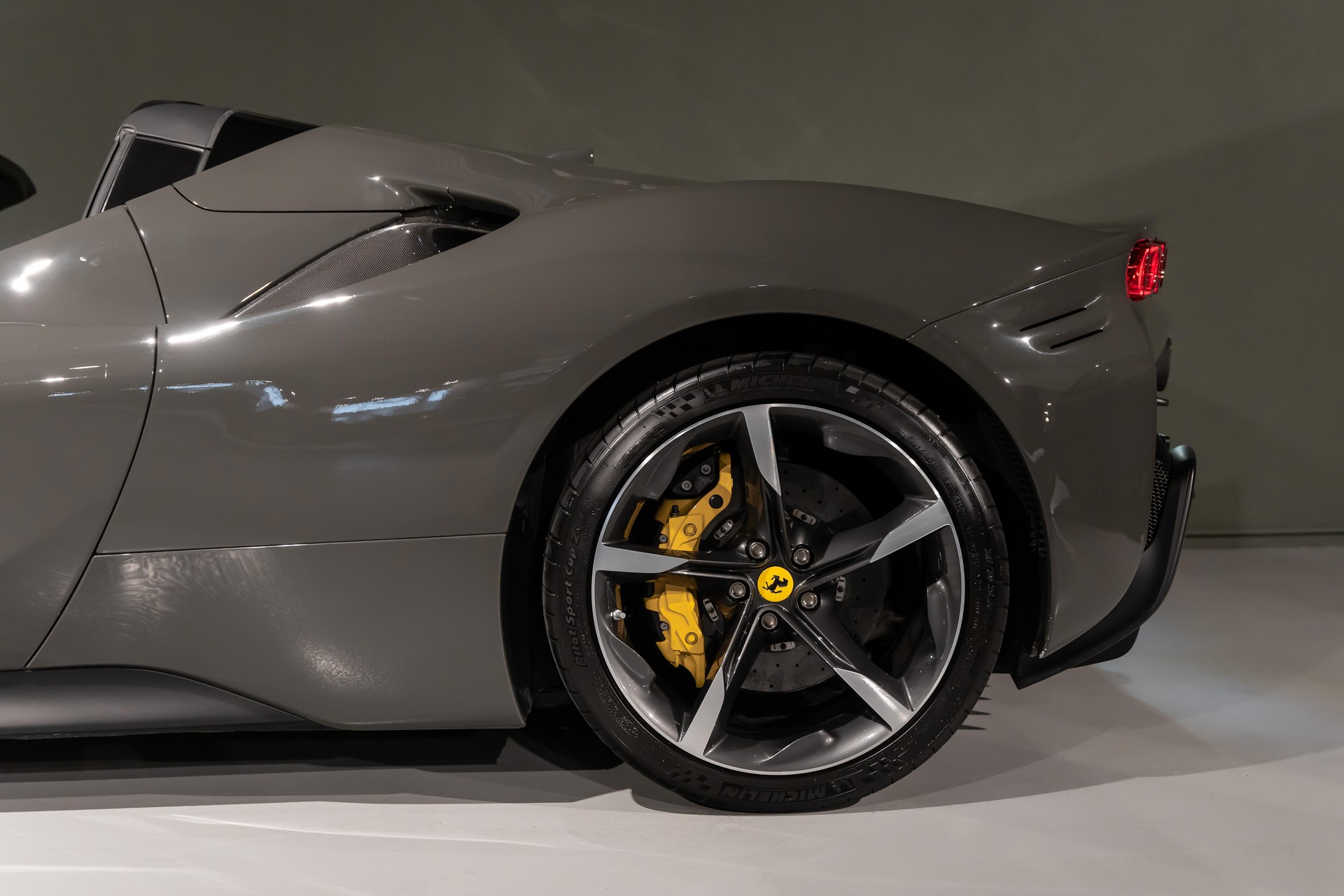 FERRARI SF90 Spider 4.0-image-9