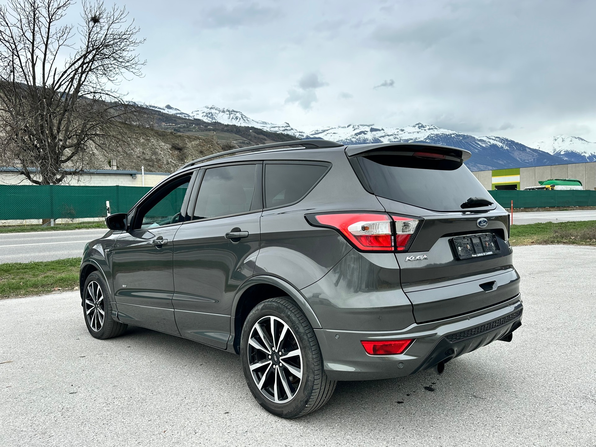 FORD Kuga 1.5 SCTi ST Line High 4WD Automatic-image-4