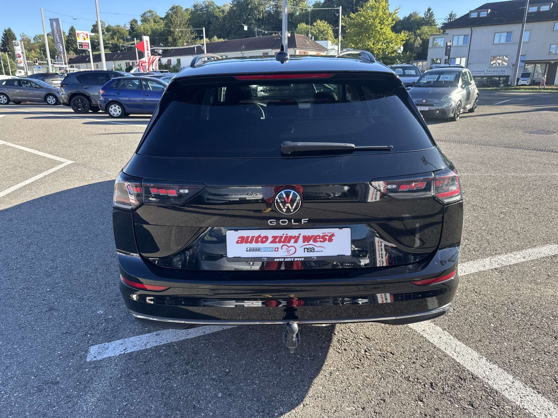 VW Golf Variant 2.0 TDi Life GOAL DSG-Automat-image-14