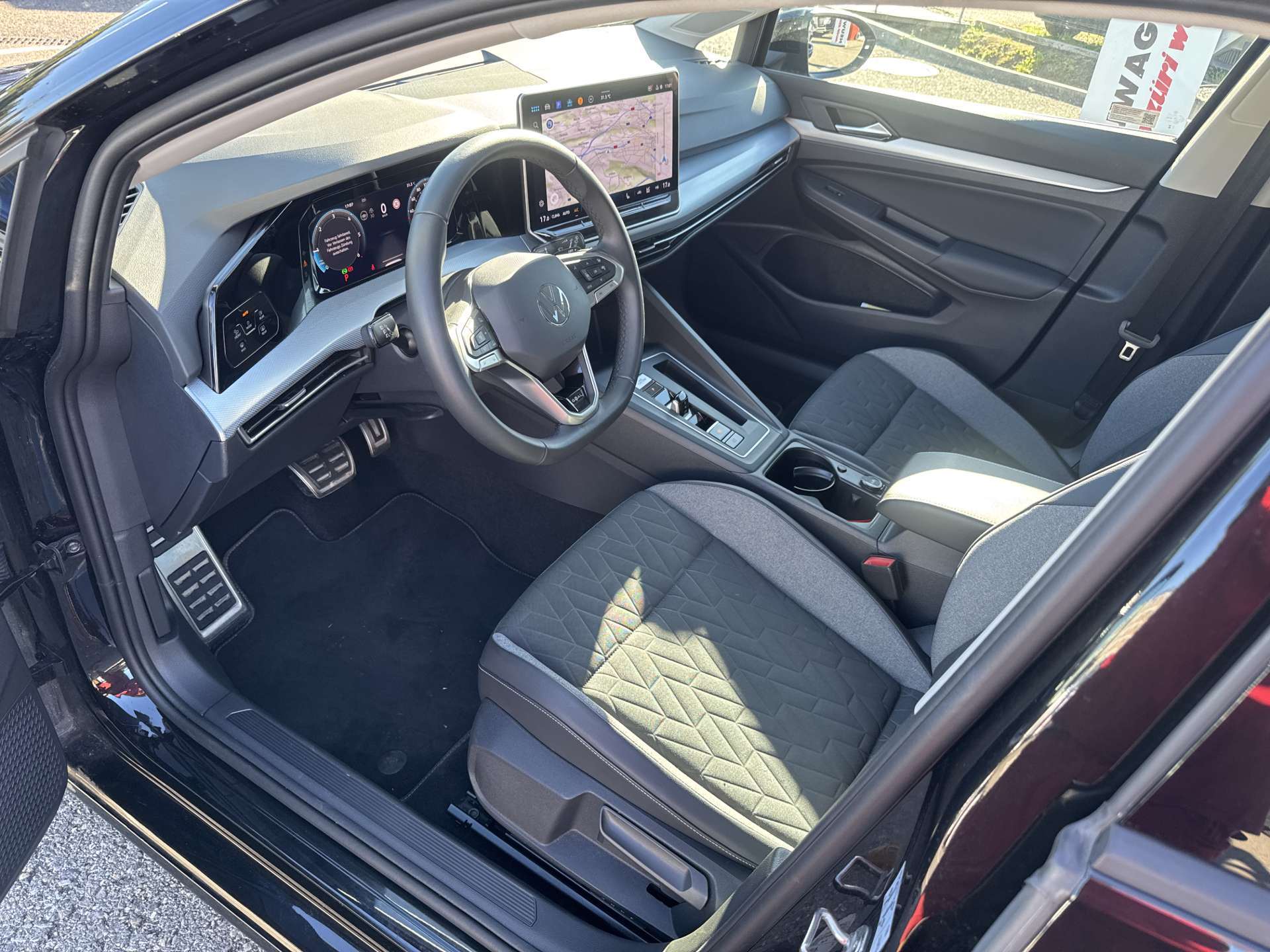 VW Golf Variant 2.0 TDi Life GOAL DSG-Automat-image-5