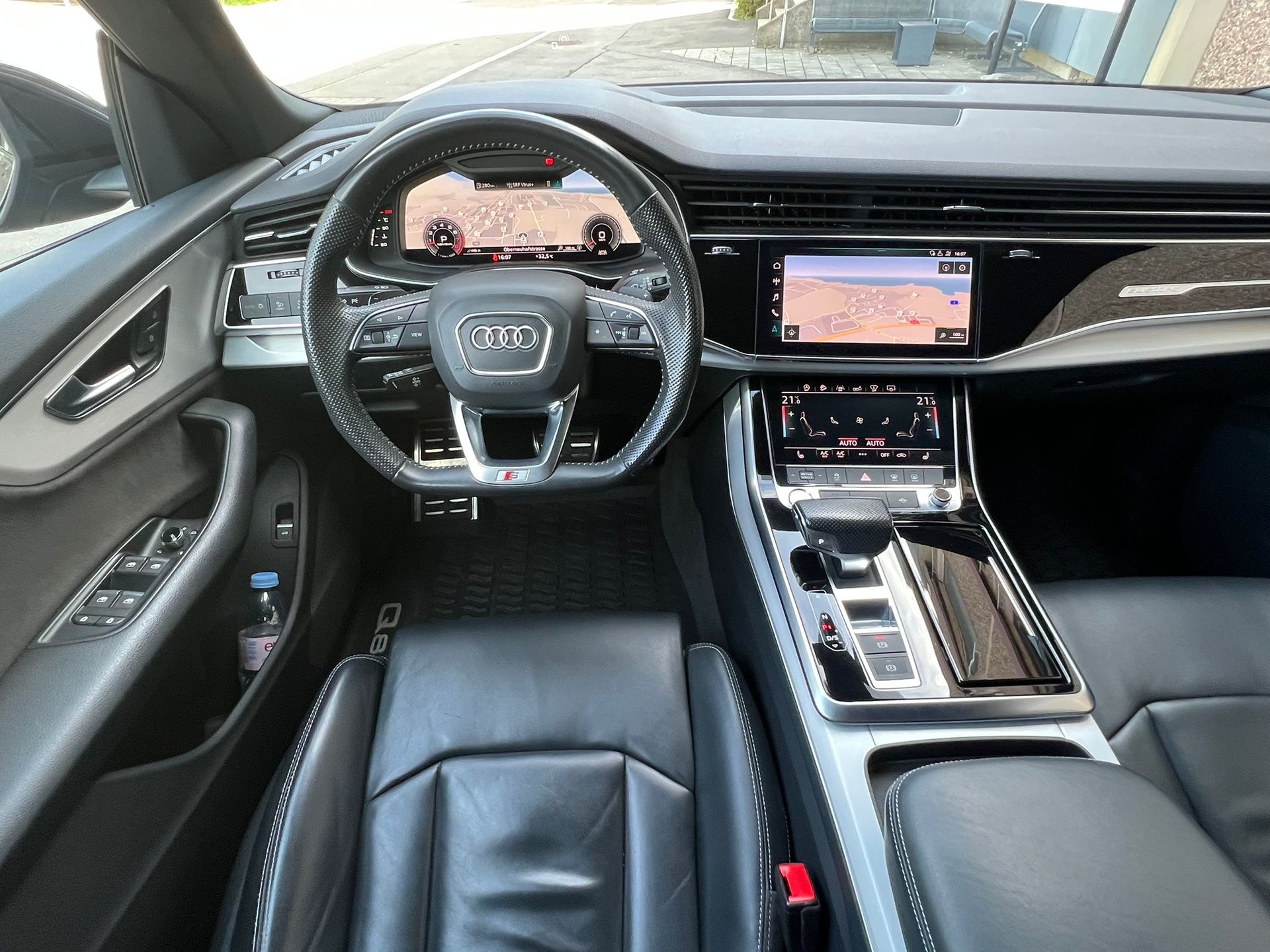 AUDI Q8 55 TFSI quattro tiptronic-image-7