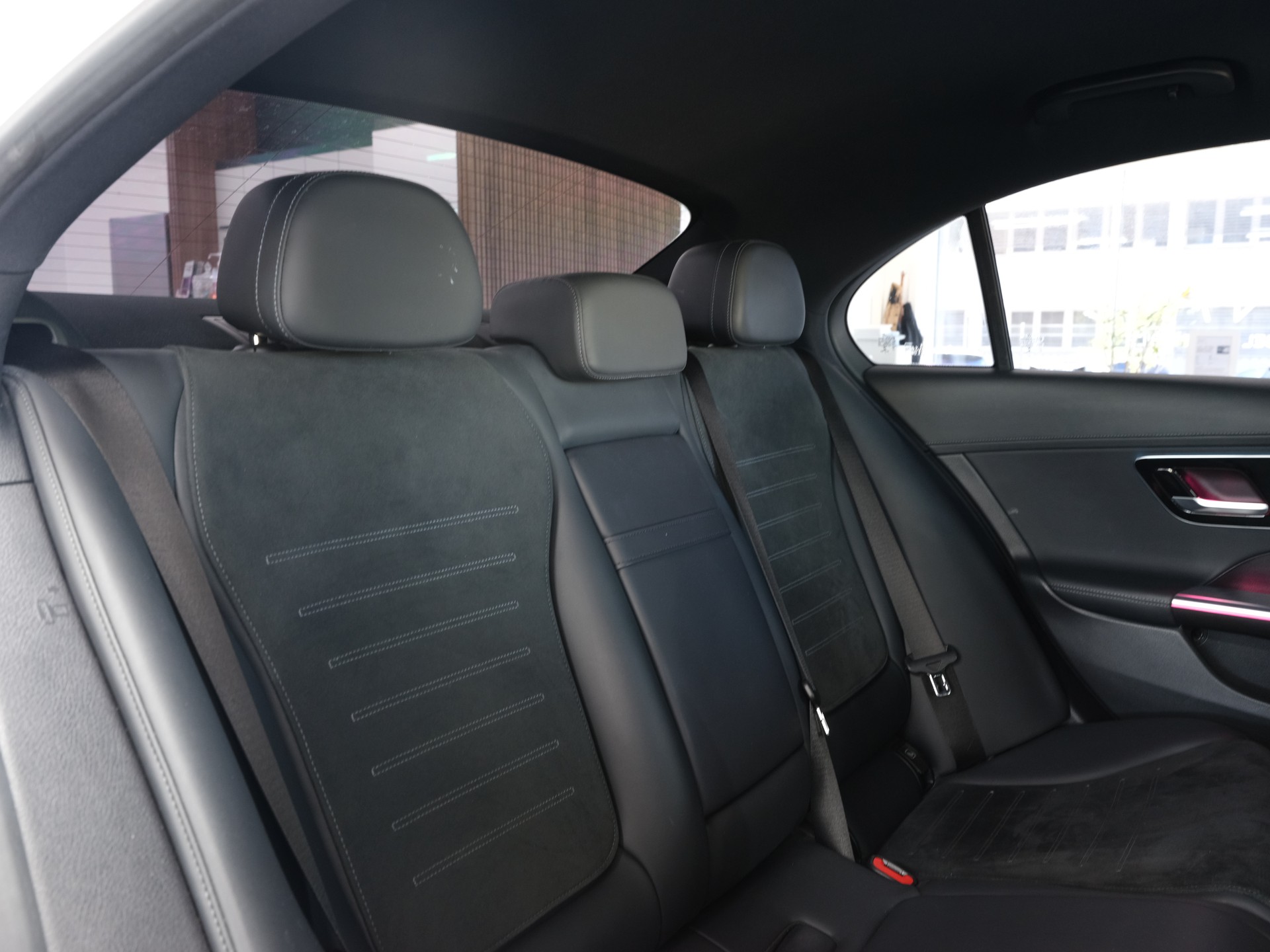 MERCEDES-BENZ C 200 4Matic AMG Line *360 Kamera* *Driving Assistent* *AMG Line*-image-24