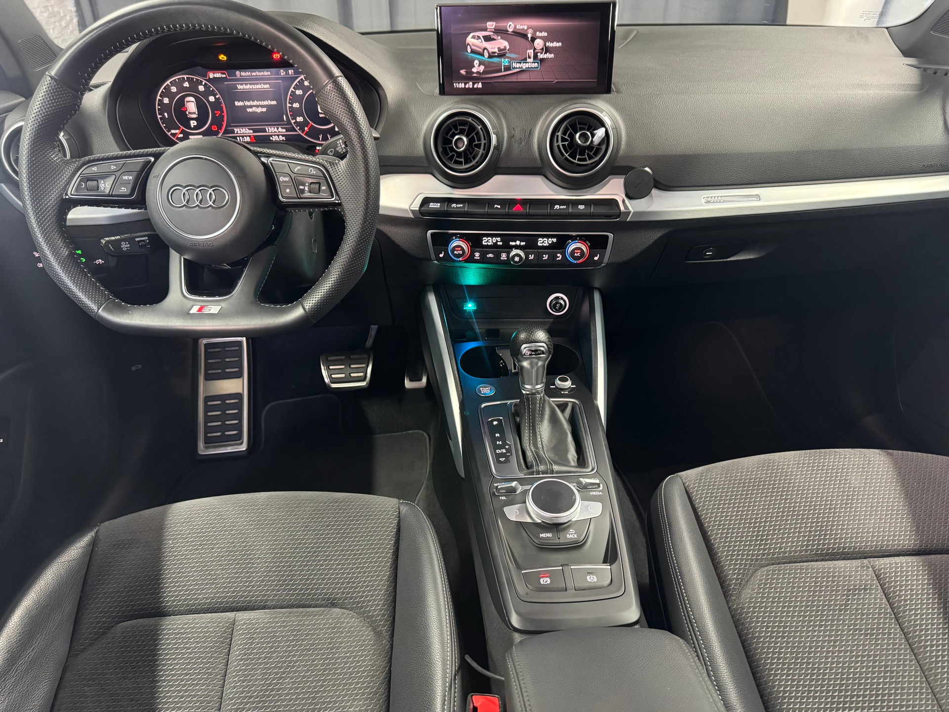 AUDI Q2 35 TFSI S-tronic-image-8