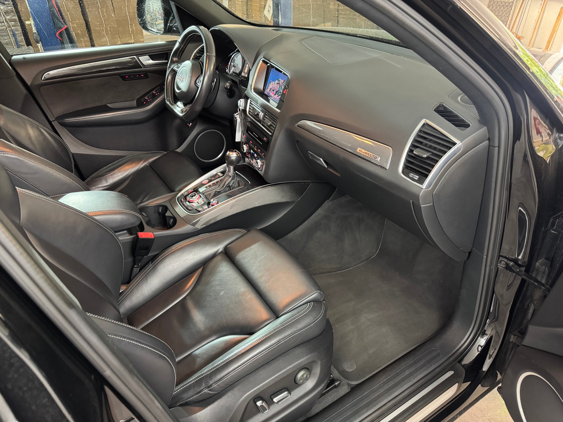 AUDI SQ5 3.0 TDI quattro tiptronic-image-8