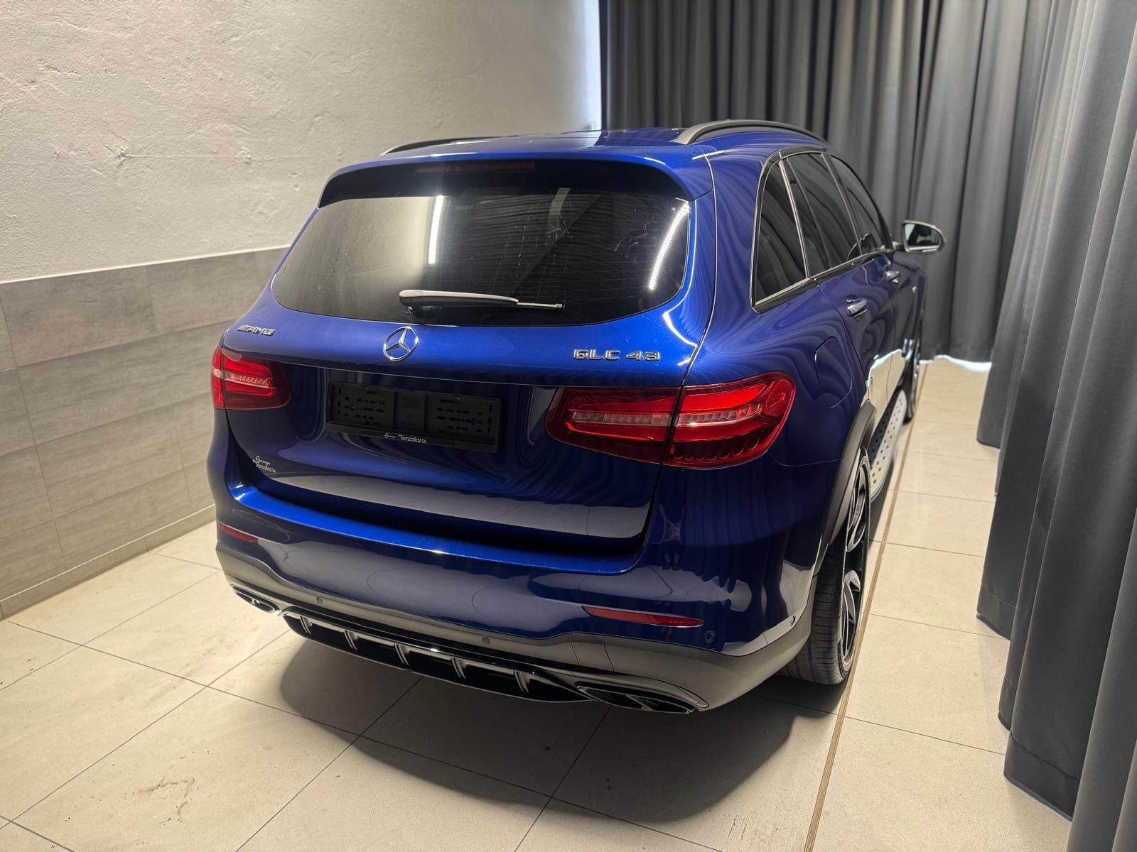 MERCEDES-BENZ GLC 43 AMG 4Matic 9G-Tronic-image-7