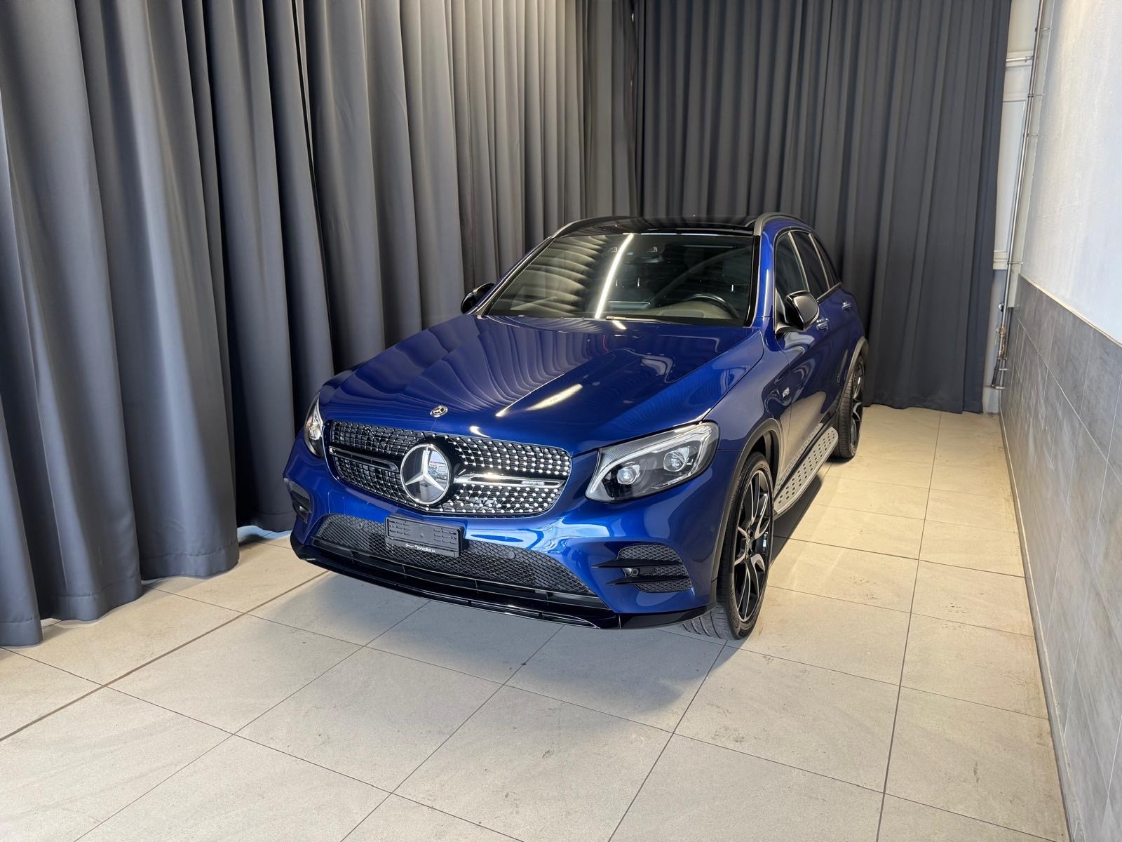 MERCEDES-BENZ GLC 43 AMG 4Matic 9G-Tronic-image-2