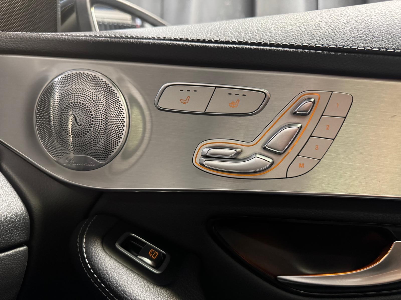 MERCEDES-BENZ GLC 43 AMG 4Matic 9G-Tronic-image-21