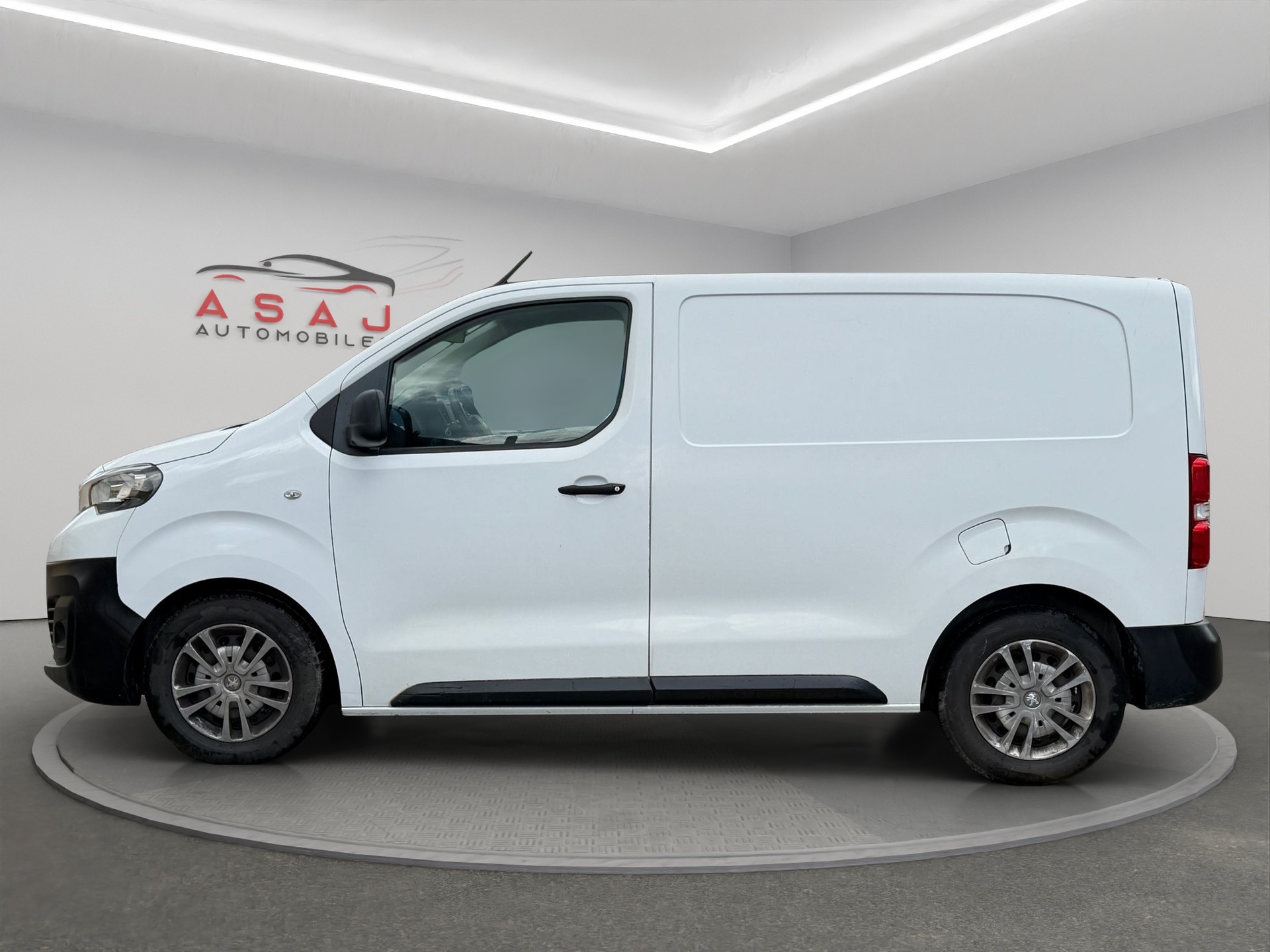 PEUGEOT Expert 1.6 BlueHDi 115 S&S Active Compact-image-7
