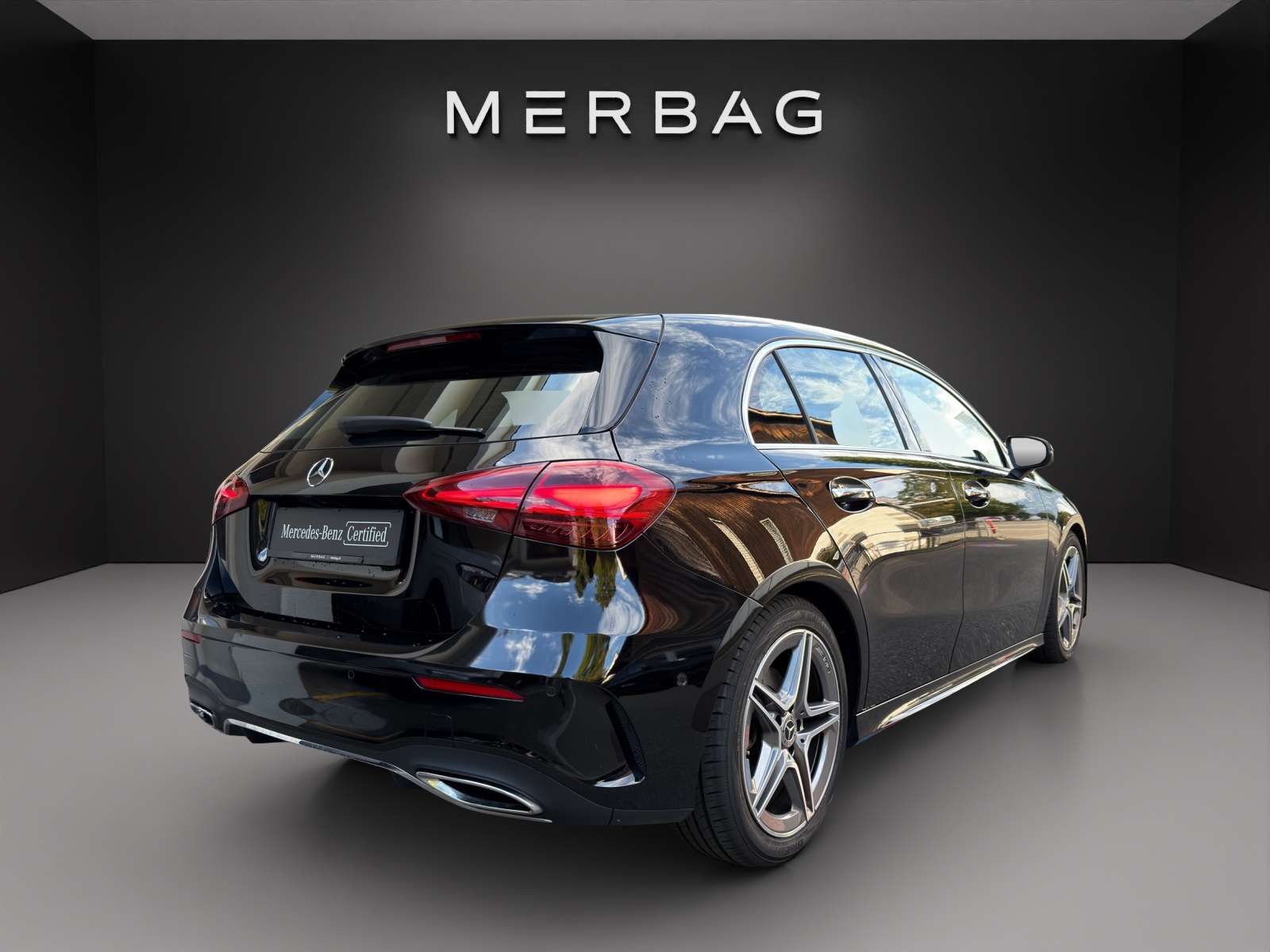 MERCEDES-BENZ A 200 7G-DCT-image-2