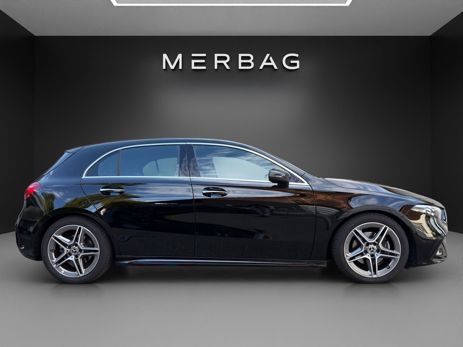 MERCEDES-BENZ A 200 7G-DCT-image-1