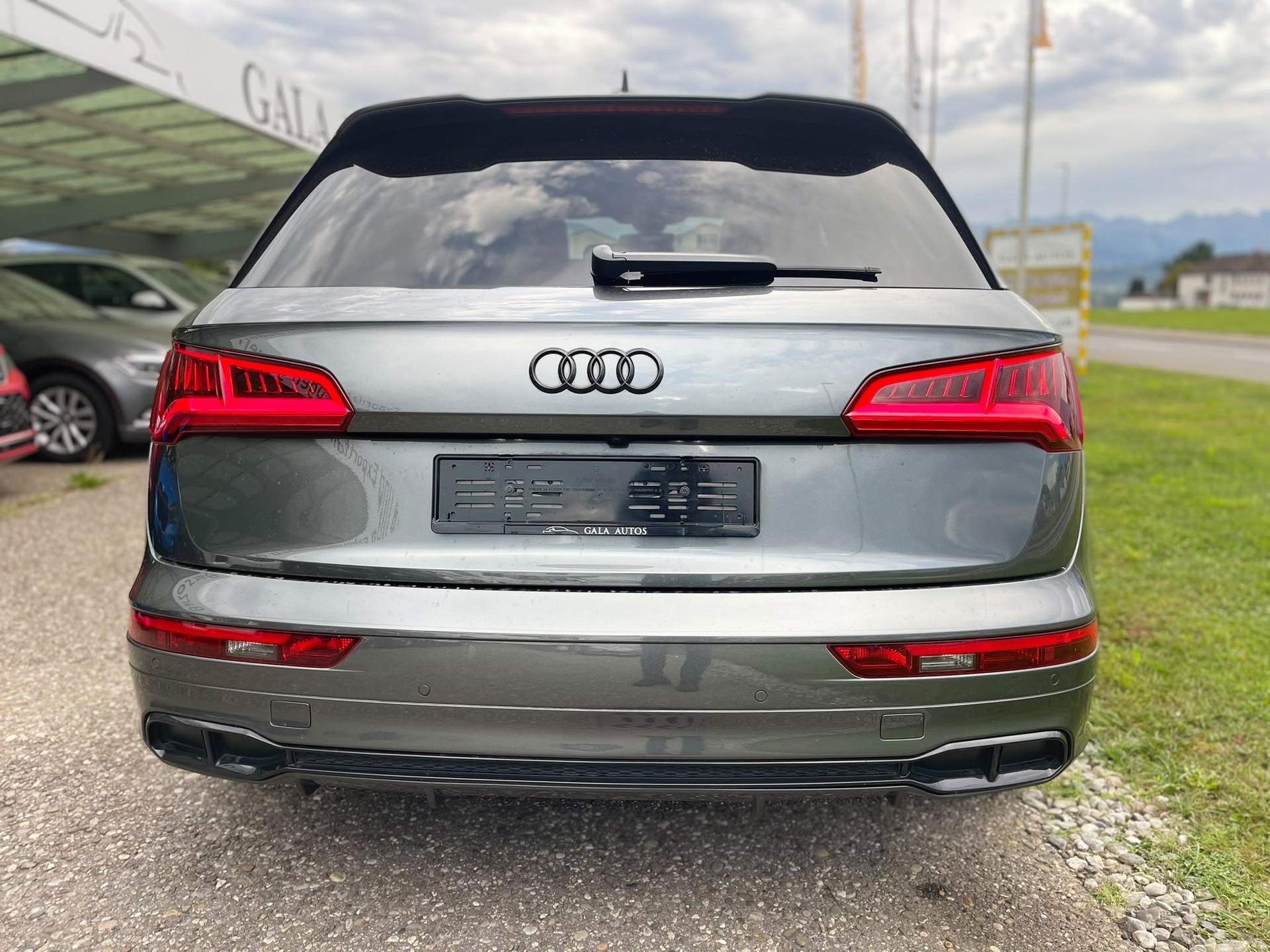 AUDI SQ5 3.0 TFSI quattro S-tronic-image-3