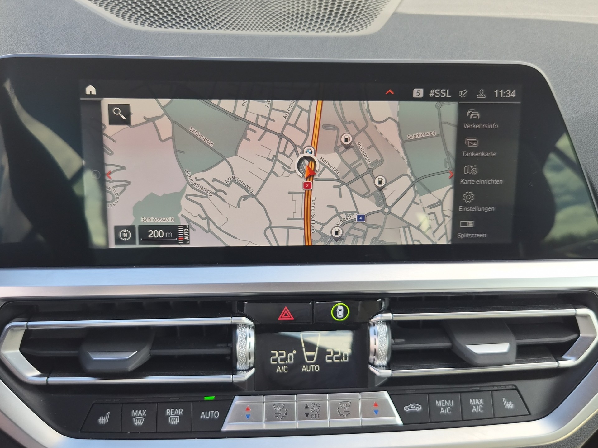 BMW M440i xDrive 48V Cabriolet Steptronic-image-25
