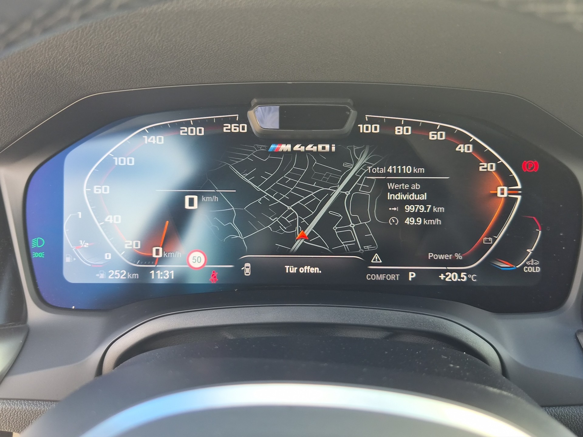 BMW M440i xDrive 48V Cabriolet Steptronic-image-14