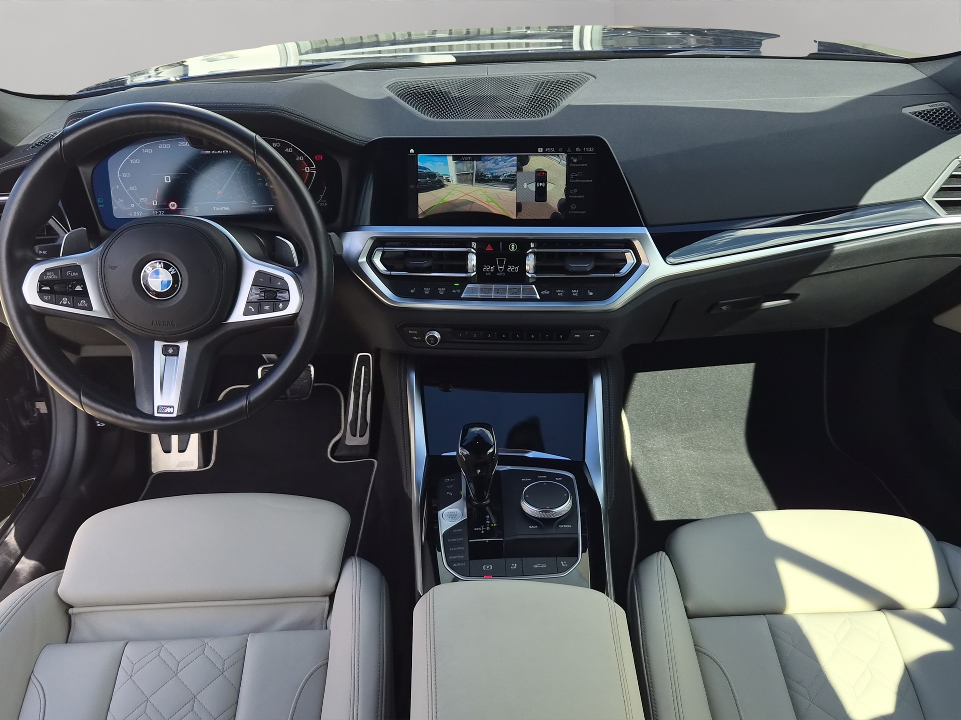 BMW M440i xDrive 48V Cabriolet Steptronic-image-15