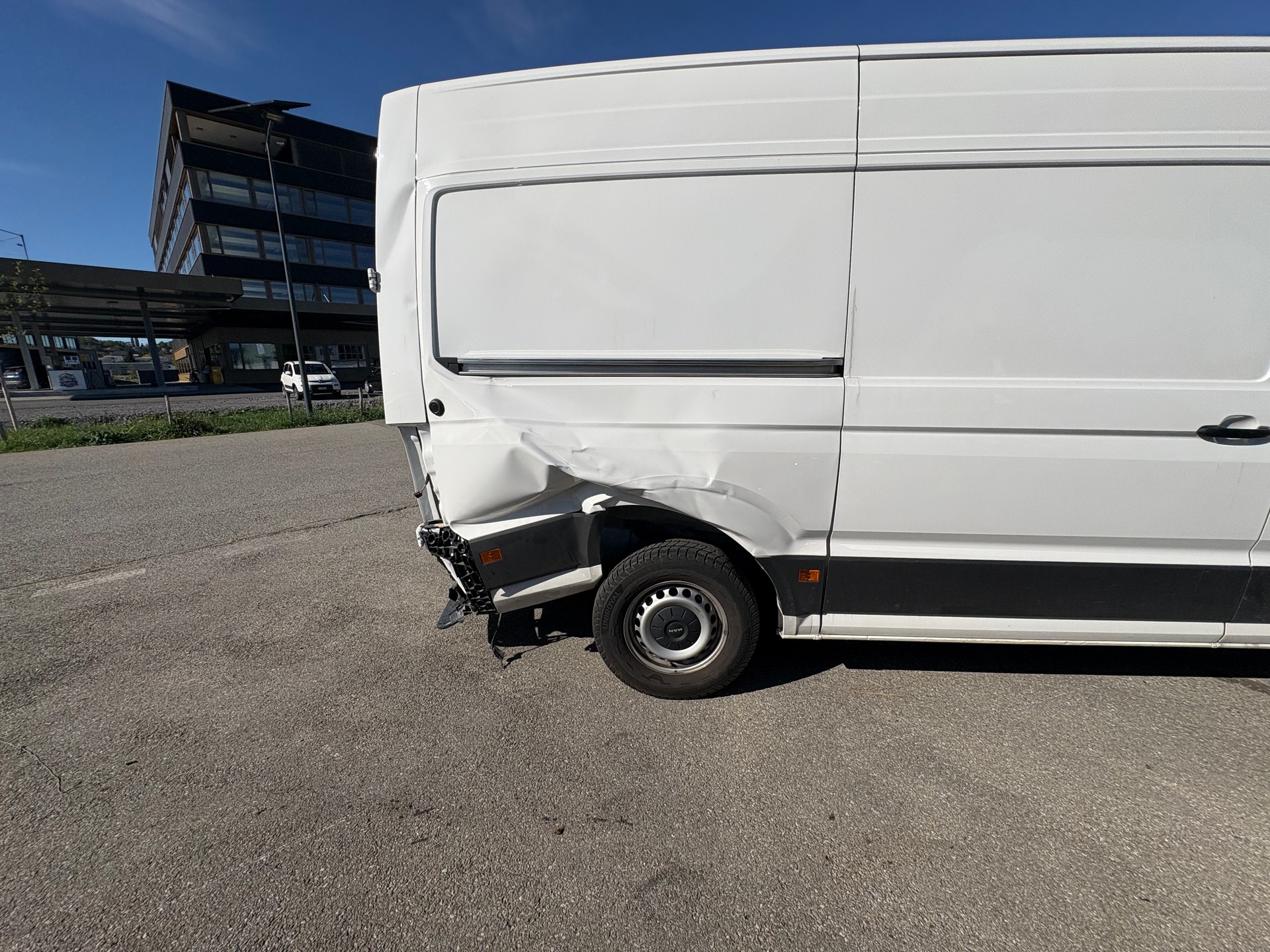 MAN TGE 3.5 4x4 Camper Standard L3-image-7