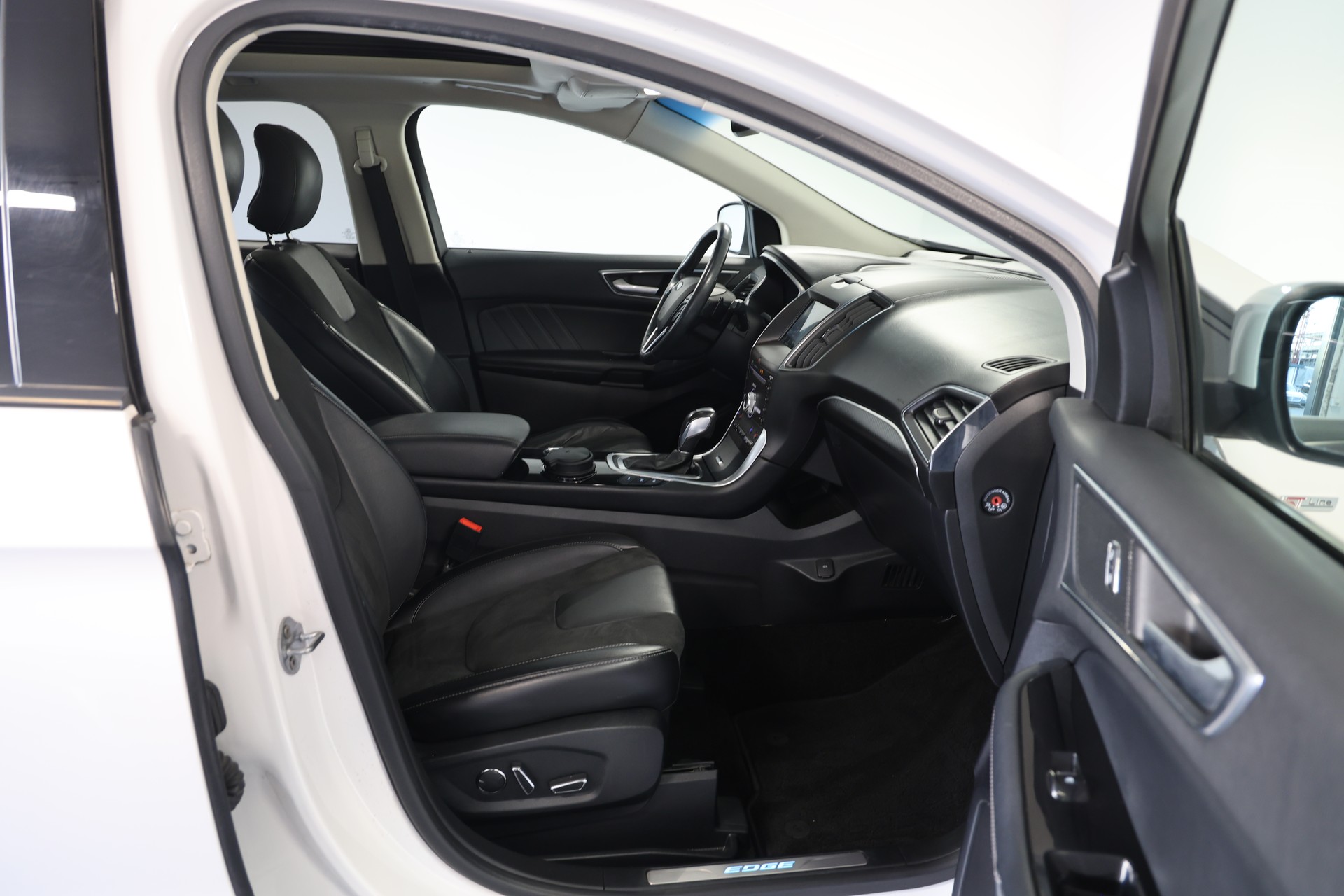 FORD Edge 2.0 TDCi 210 ST-Line FPS **Frisch ab MFK/ Zahnriemen & Antriebsriemen ersetzt**-image-11