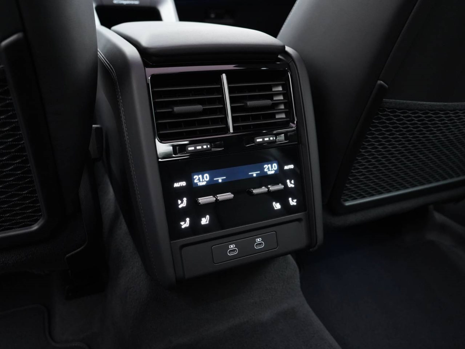 PORSCHE Cayenne S Coupé Electric-image-28