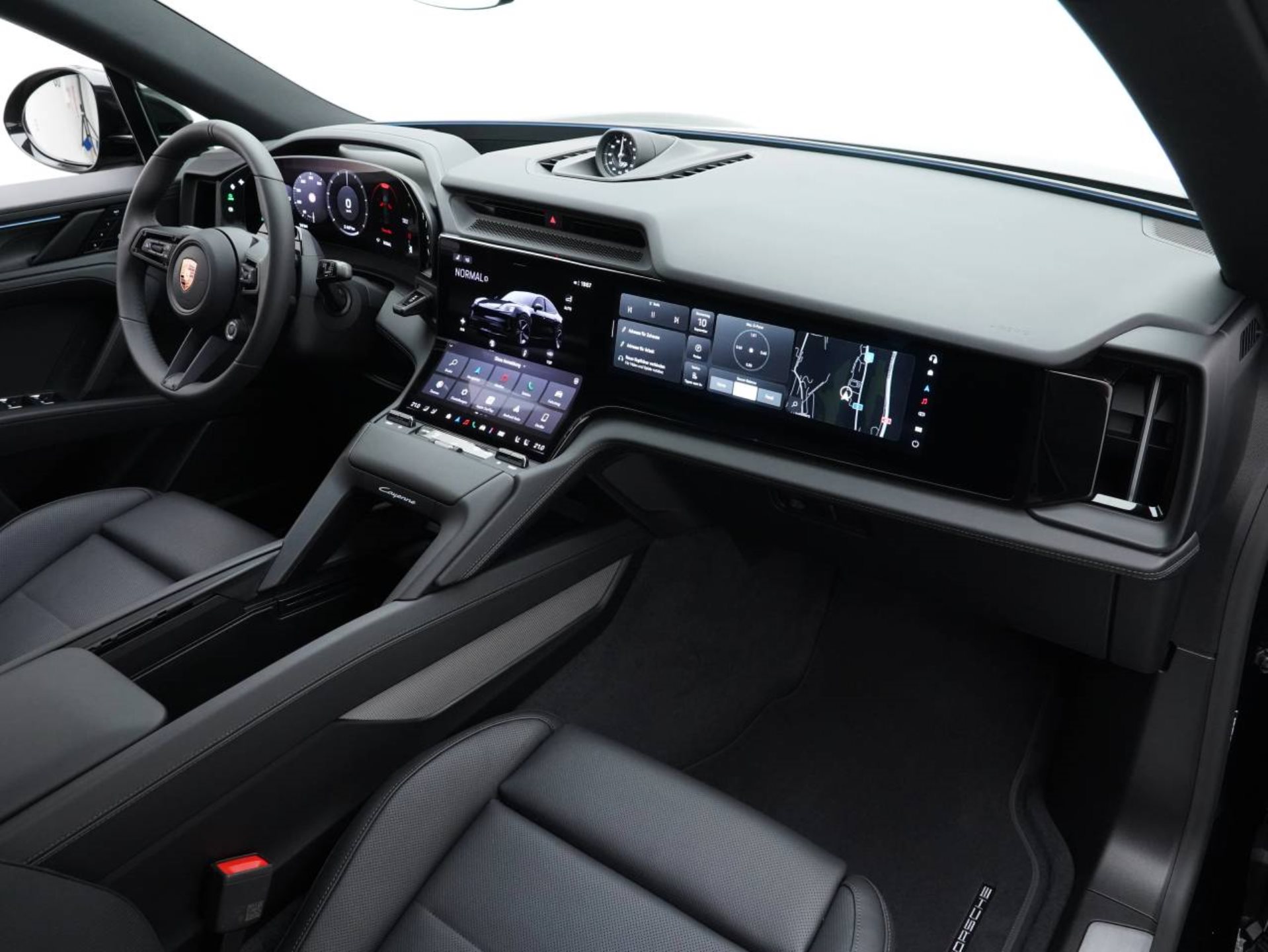 PORSCHE Cayenne S Coupé Electric-image-23
