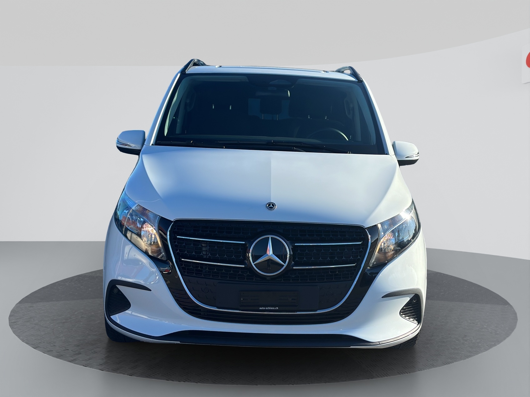 MERCEDES-BENZ V 220 d Lang 9G-Tronic 7PL.-image-1