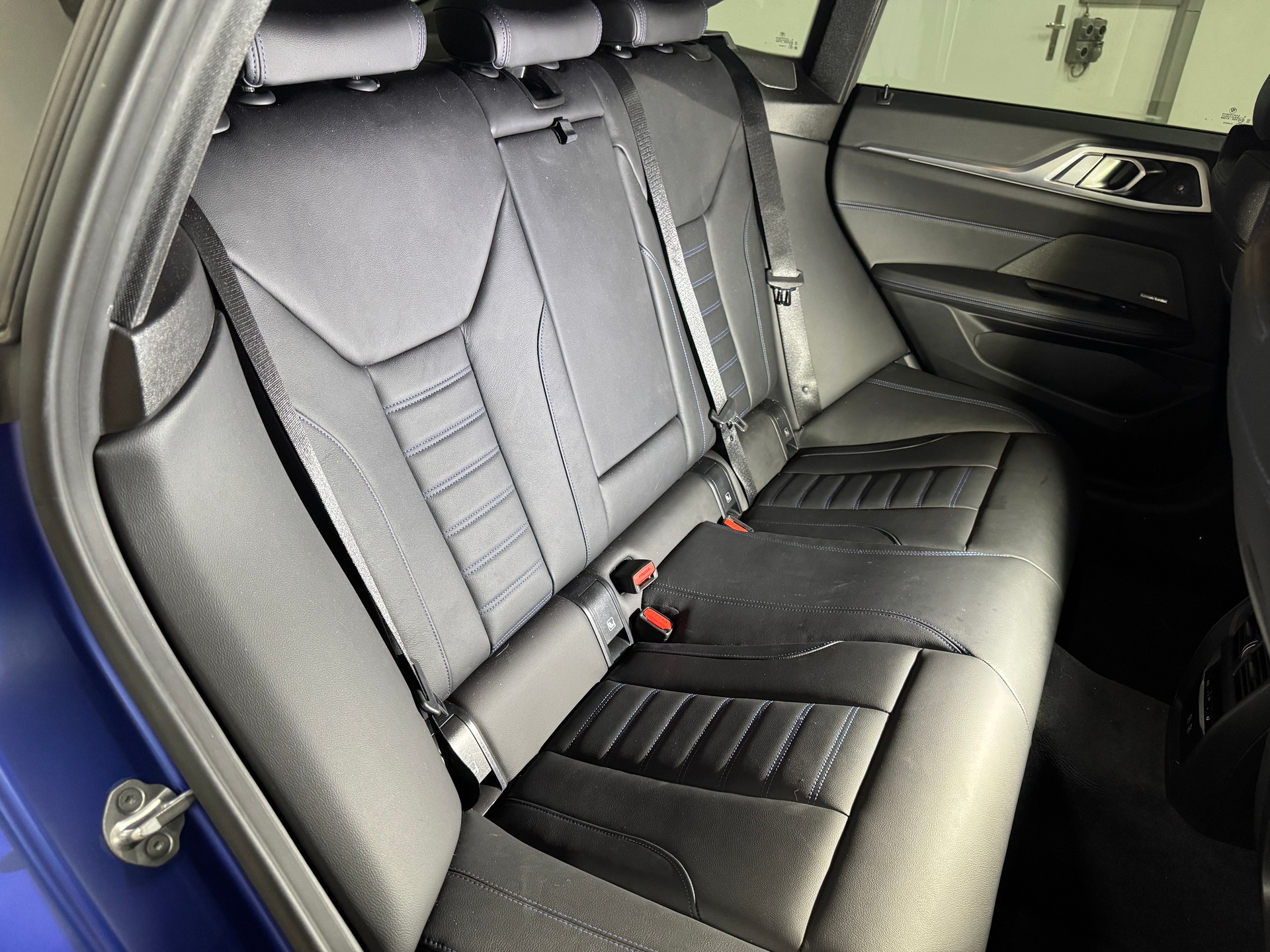 BMW i4 M50 Allrad M-Sport 544PS / CH-Fahrzeug-image-10