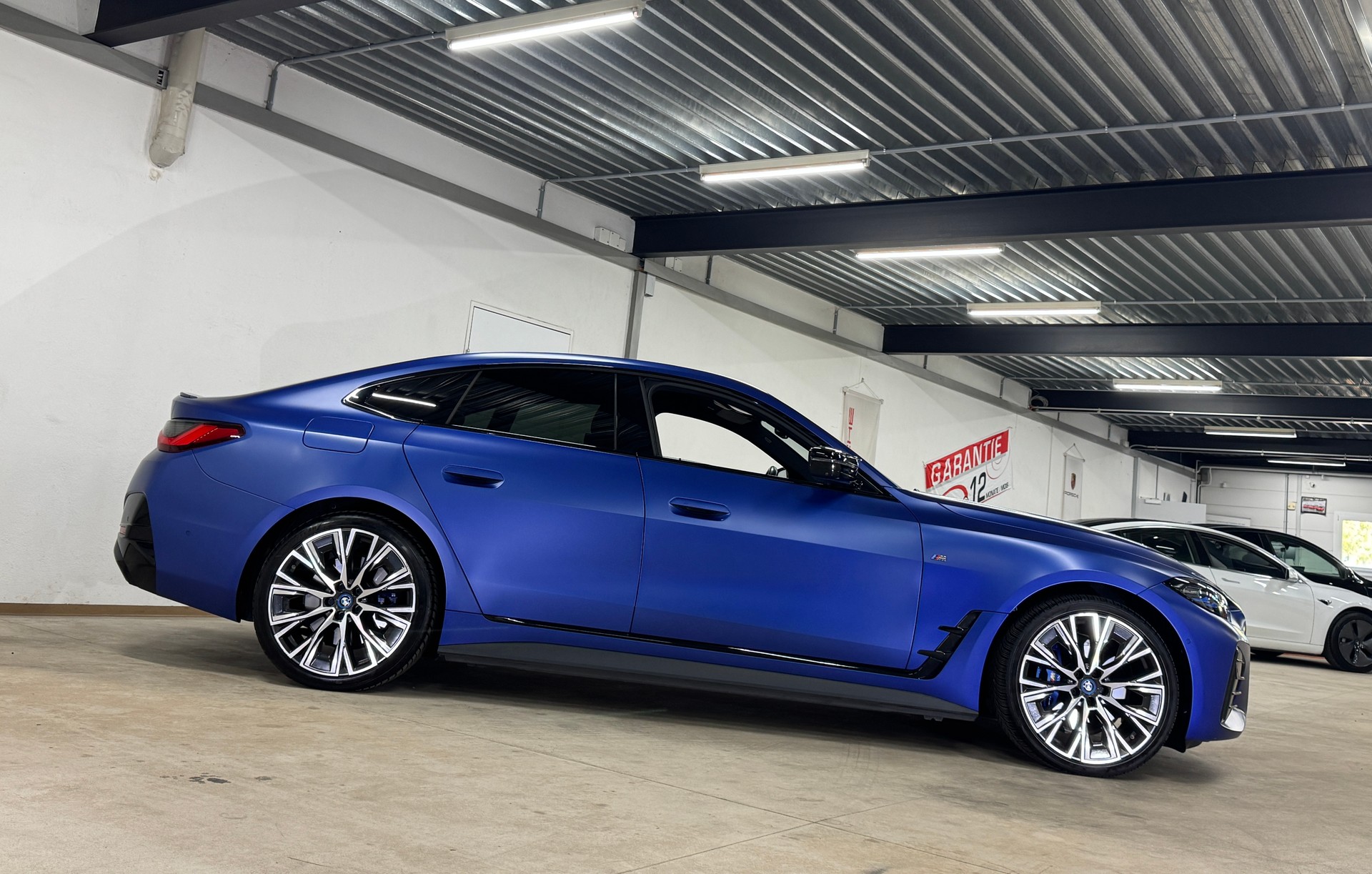 BMW i4 M50 Allrad M-Sport 544PS / CH-Fahrzeug-image-3