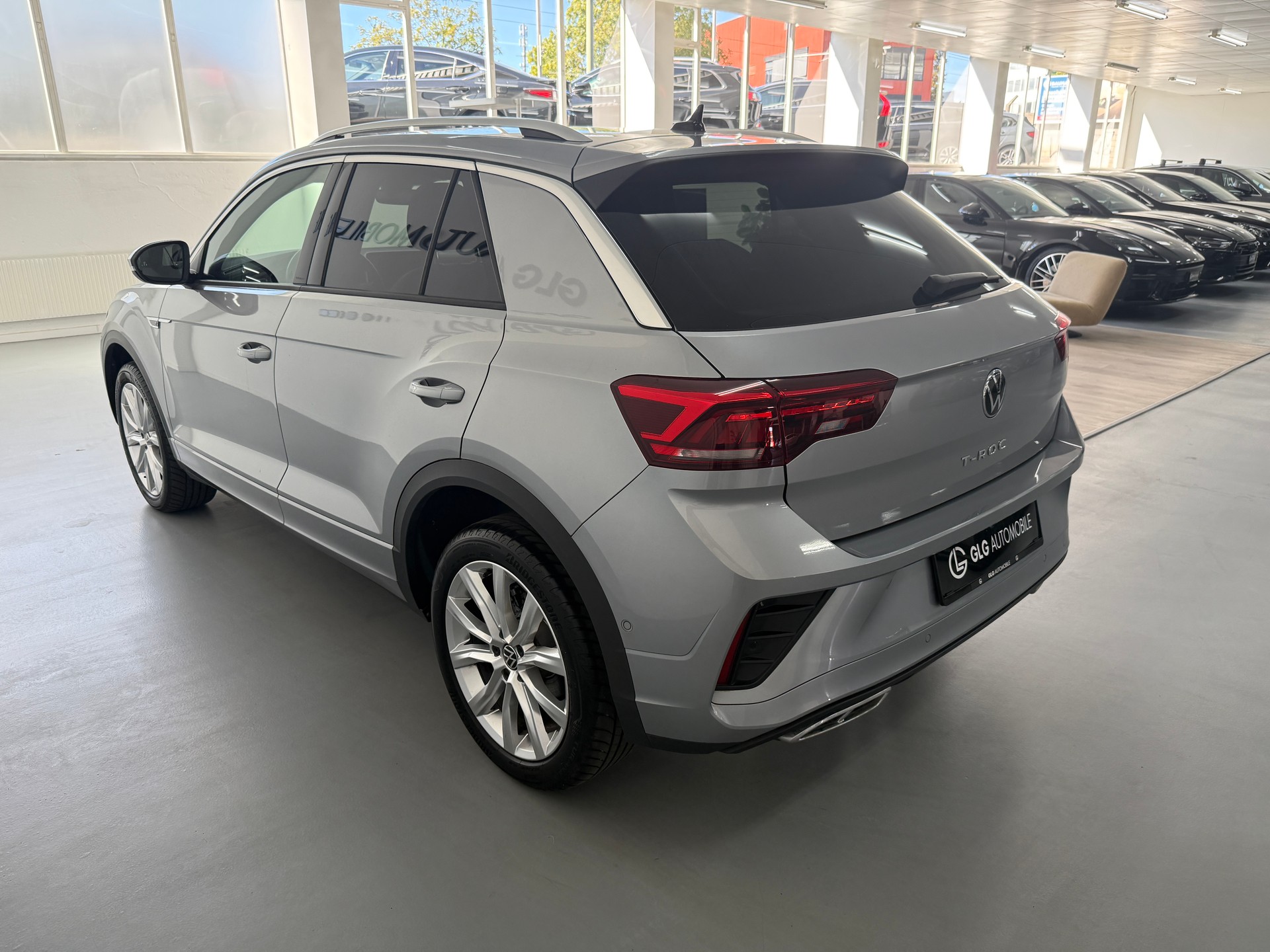 VW T-Roc 1.5 TSI EVO R-Line DSG-image-5