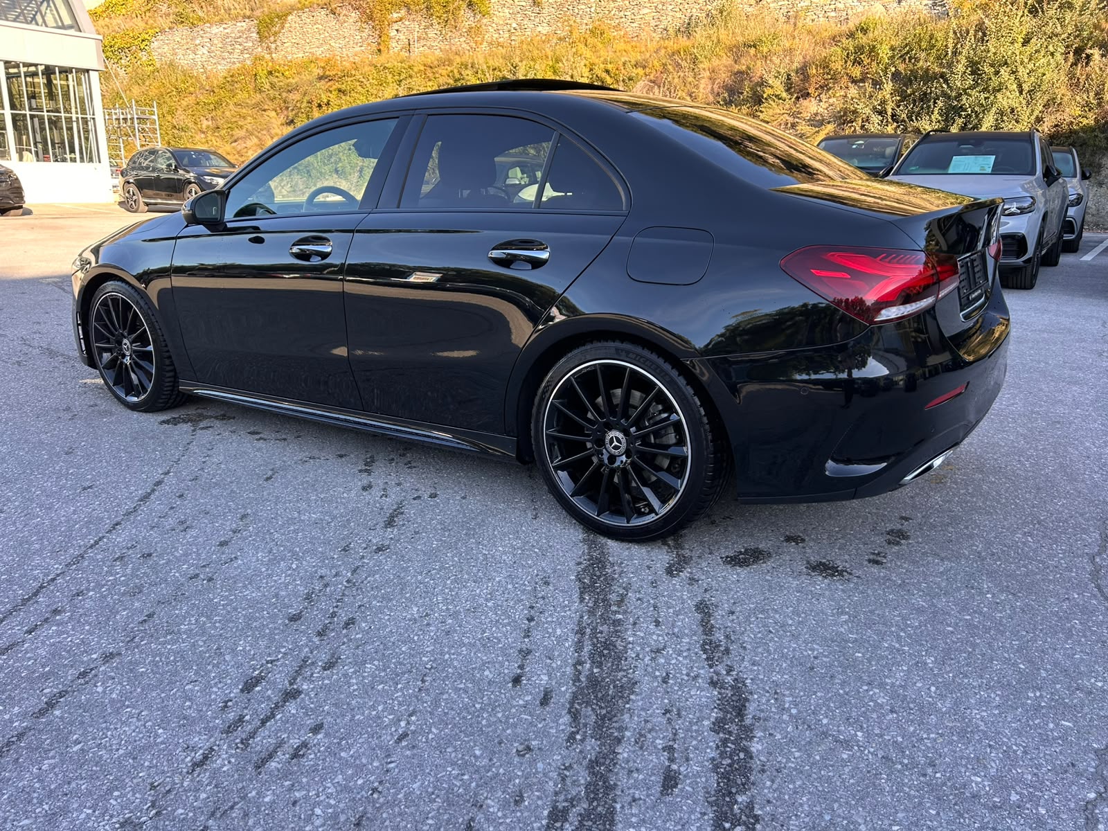MERCEDES-BENZ A 250 AMG Line 4Matic-image-2
