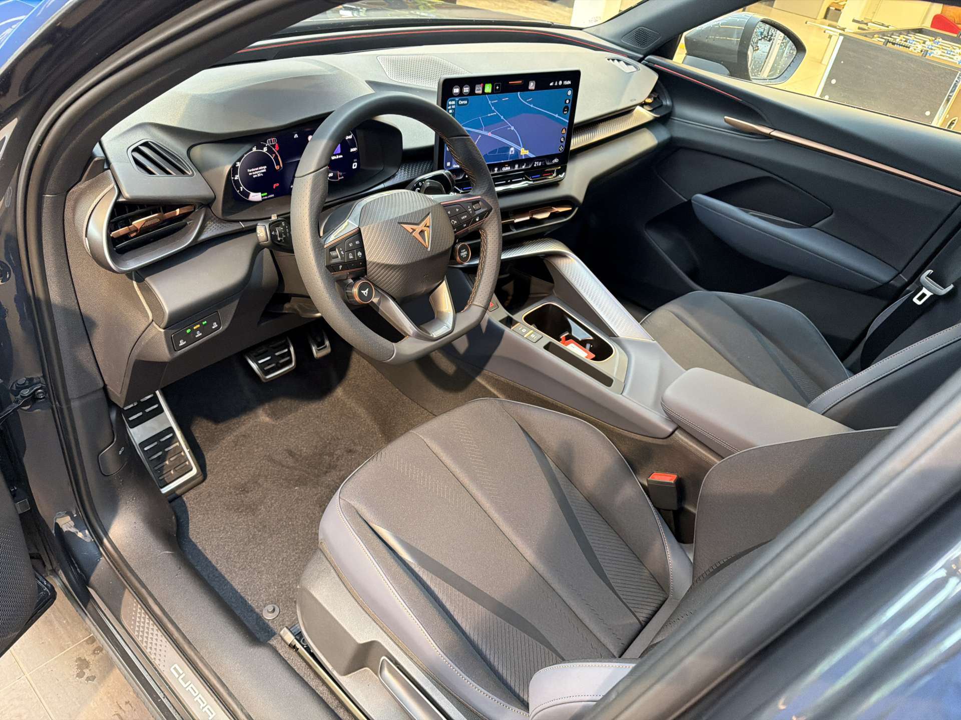 CUPRA Terramar 1.5 eTSi DSG-Automat-image-5