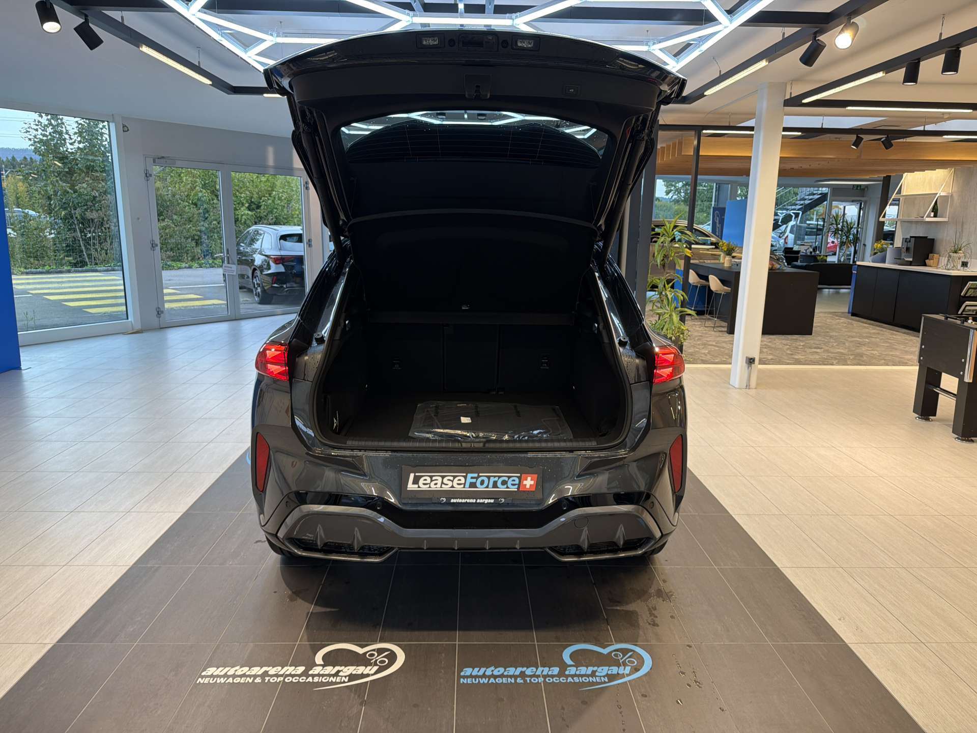 CUPRA Terramar 1.5 eTSi DSG-Automat-image-7