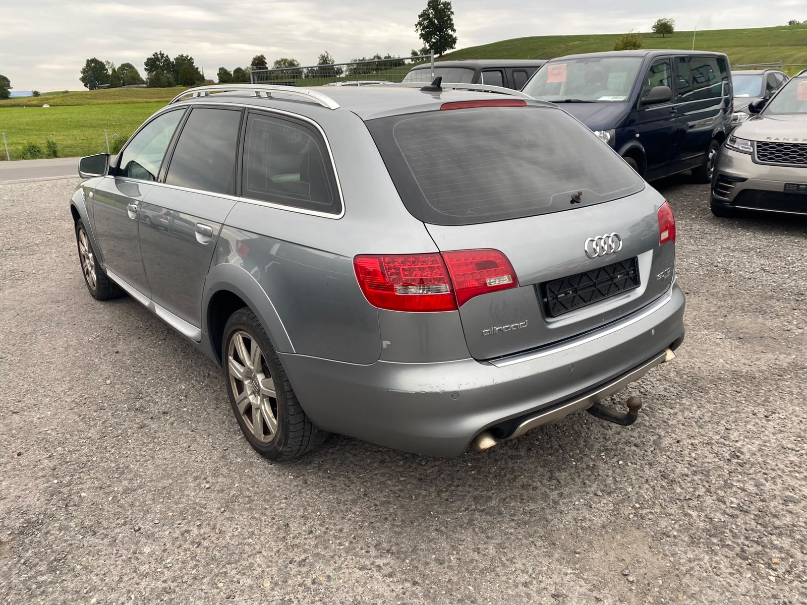 AUDI A6 allroad 3.0 TDI quattro-image-3
