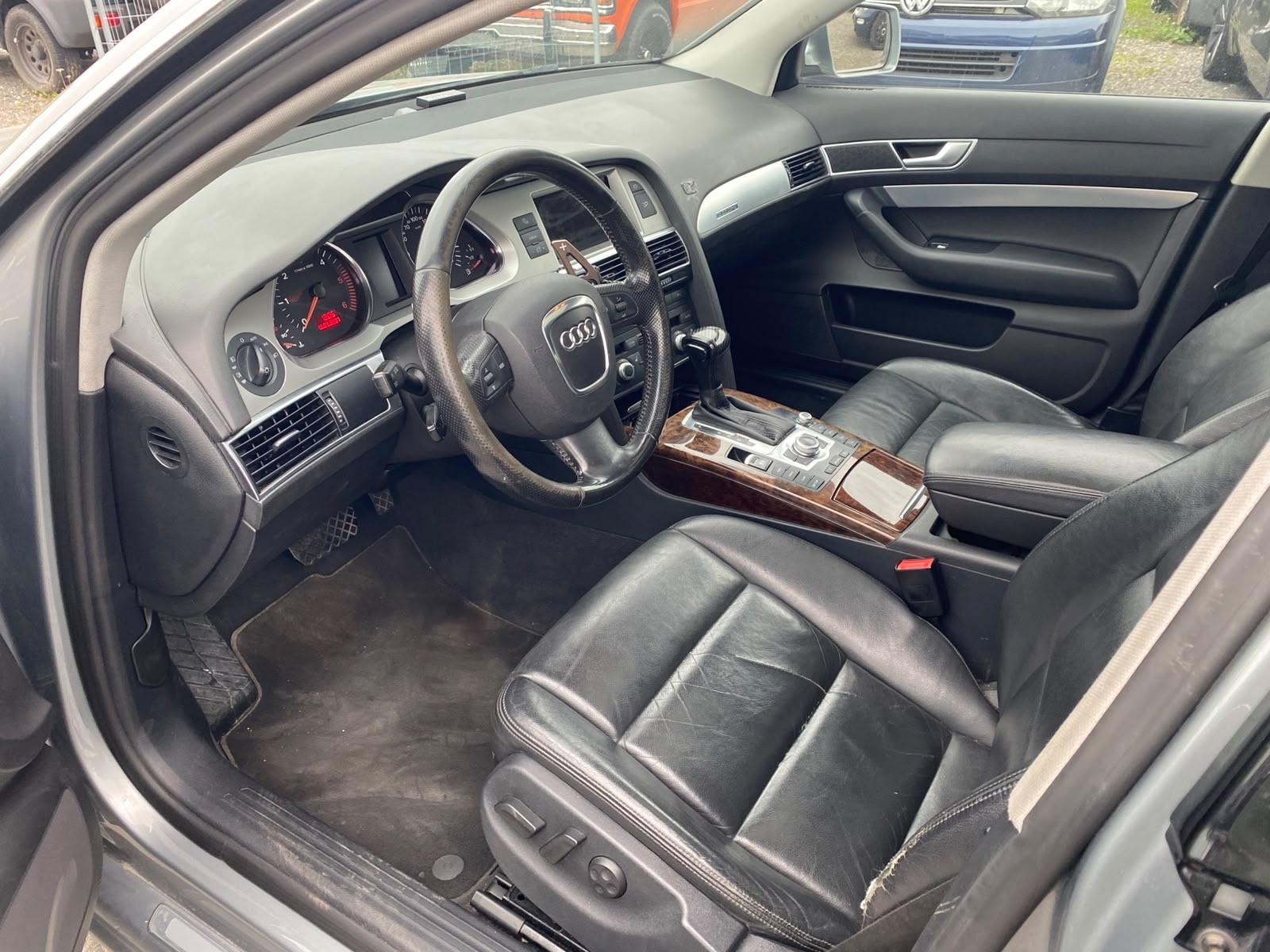 AUDI A6 allroad 3.0 TDI quattro-image-11