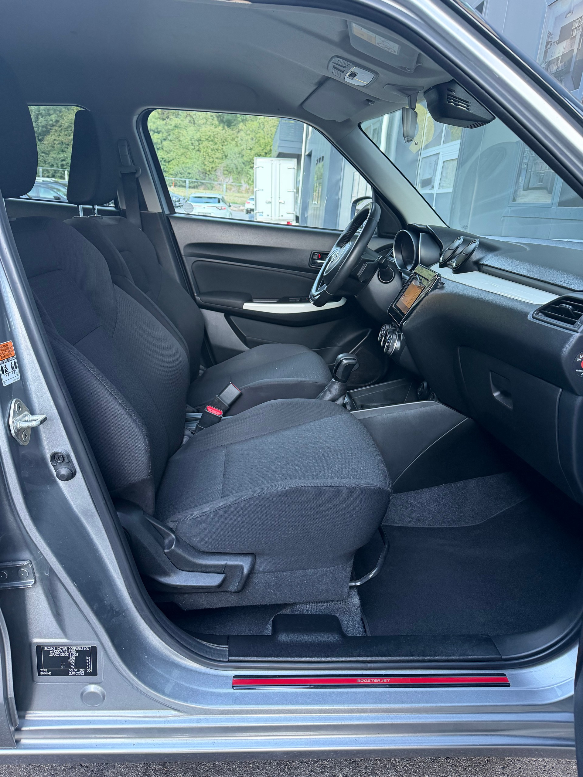 SUZUKI Swift 1.0 12V Compact Top Automatic-image-10