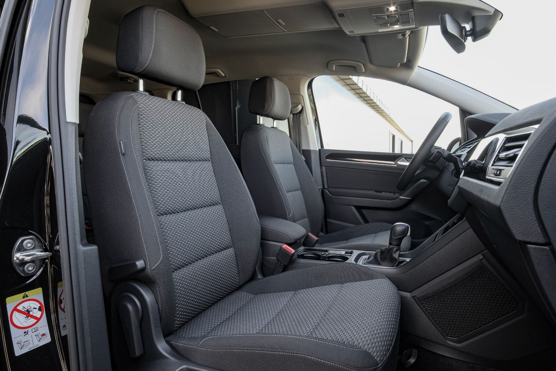 VW Touran 1.5 TSI BMT DSG-image-10