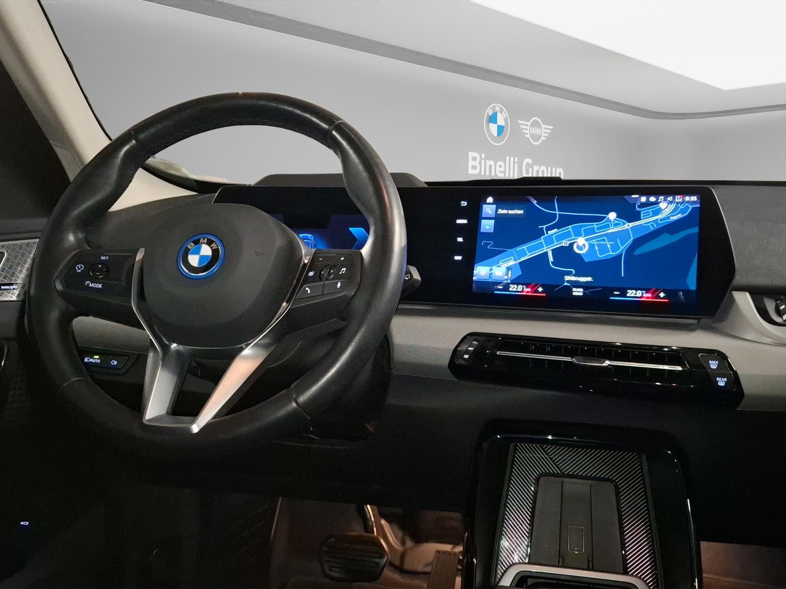 BMW iX1 U11 30 xDrive-image-10