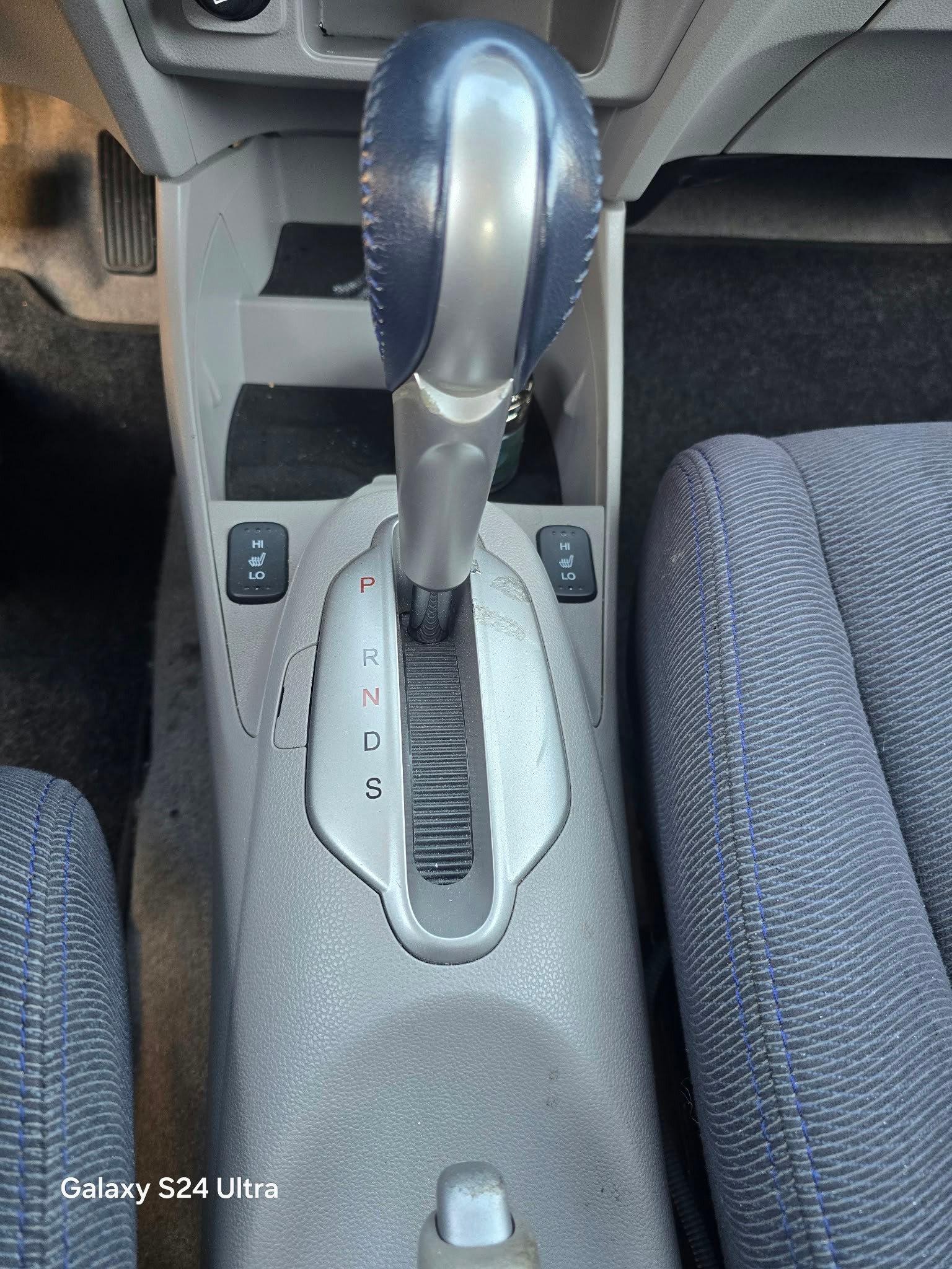 HONDA Insight 1.3i Hybrid Elegance CVT-image-17