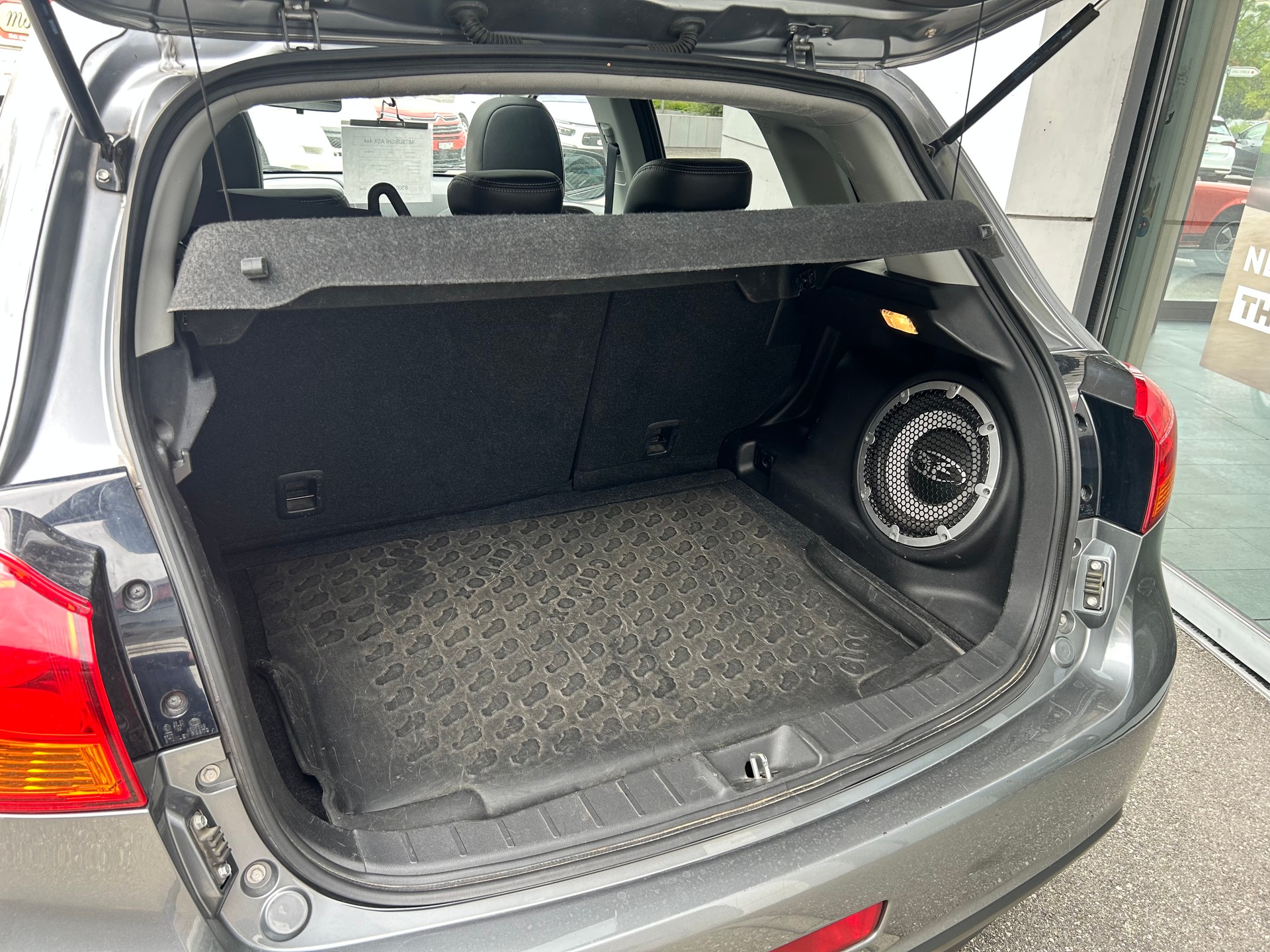 MITSUBISHI ASX 2.2 DID Navigator 4WD Automatic-image-6