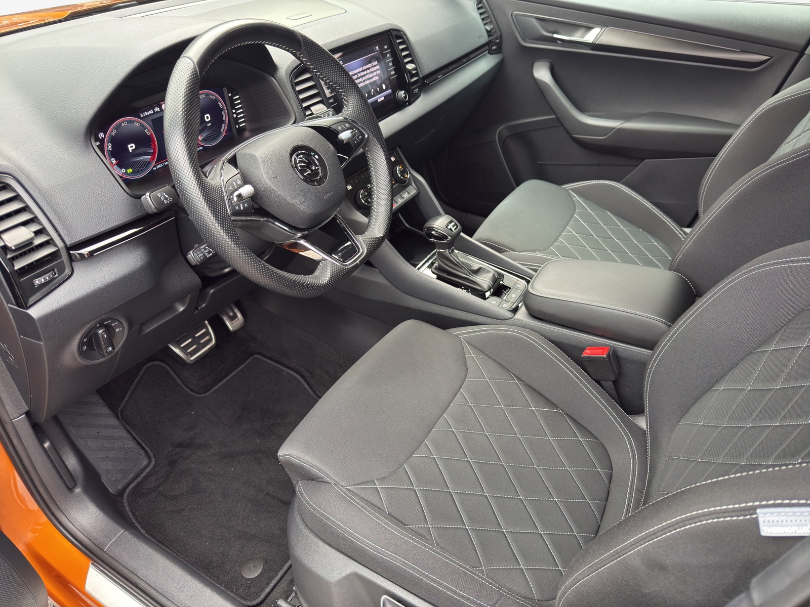 SKODA Karoq 2.0 TSI SportLine 4x4 DSG-image-7