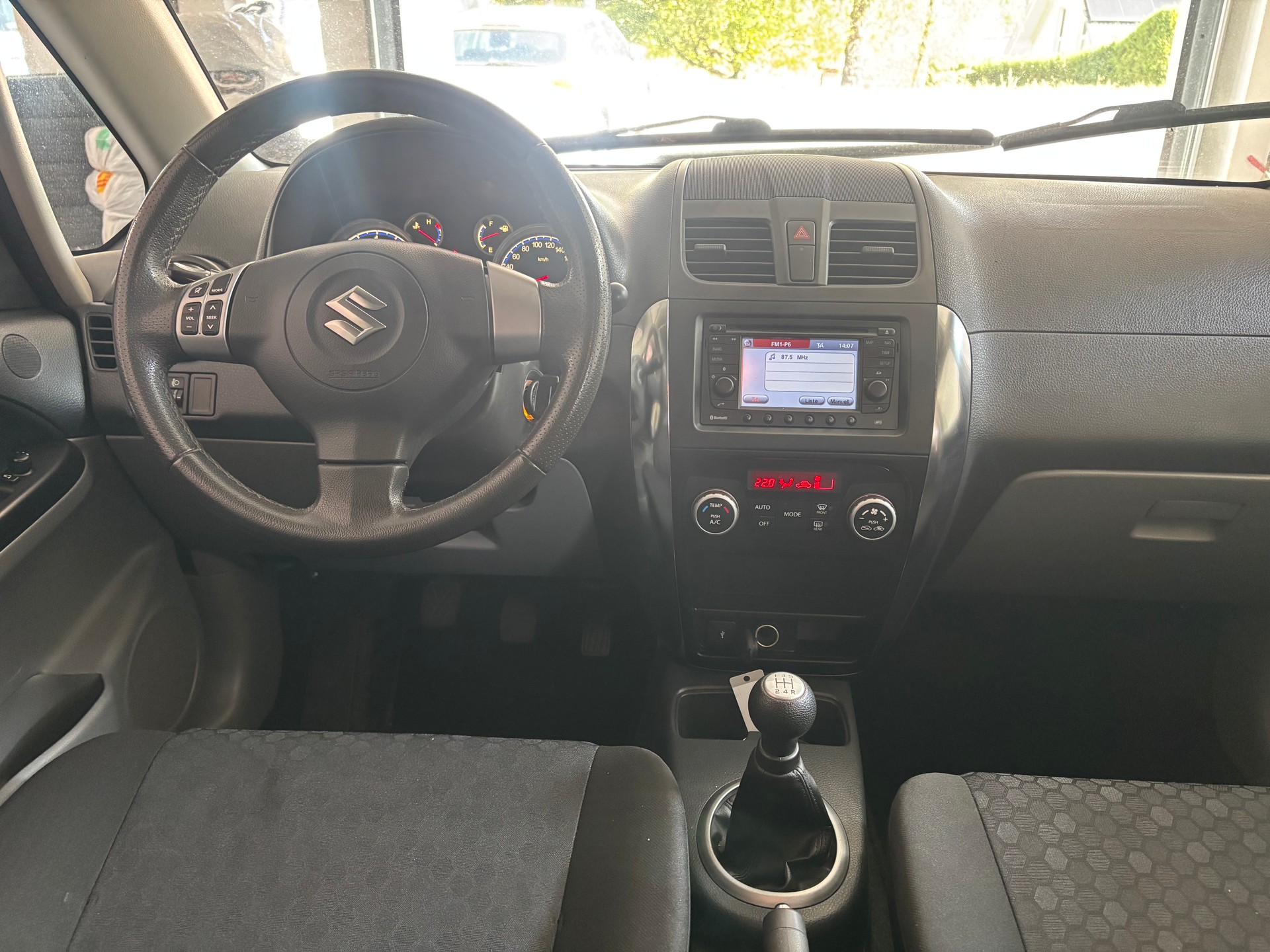 SUZUKI SX4 1.6 16V GL Top Indigo 4WD-image-9