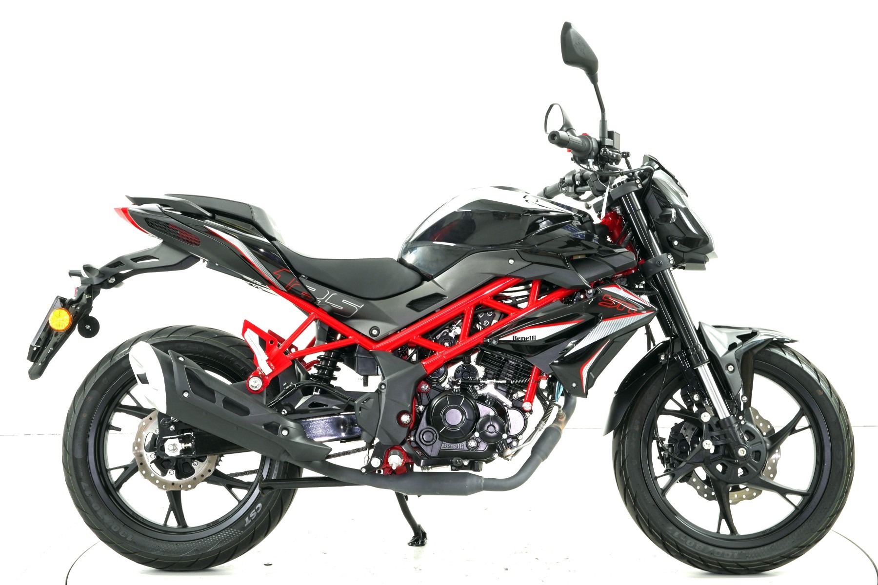 BENELLI BN 125 ABS-showroom-element-1