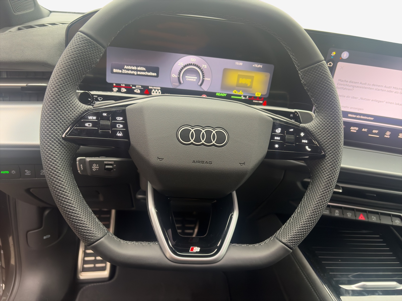 AUDI Q3 Sportback e-hybrid 200 kW S tronig-image-9
