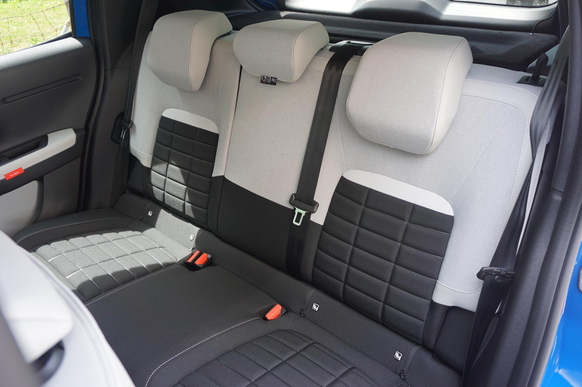 CITROEN C3 1.2 Hybrid Max-image-6