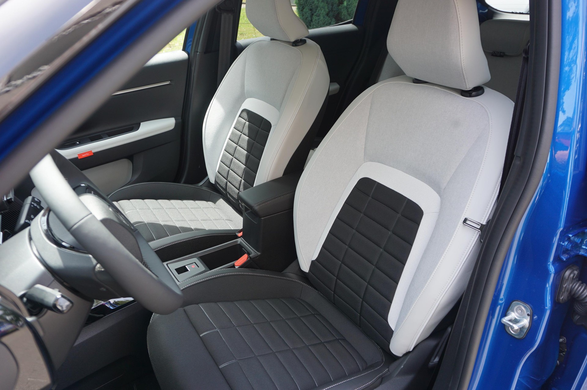CITROEN C3 1.2 Hybrid Max-image-7