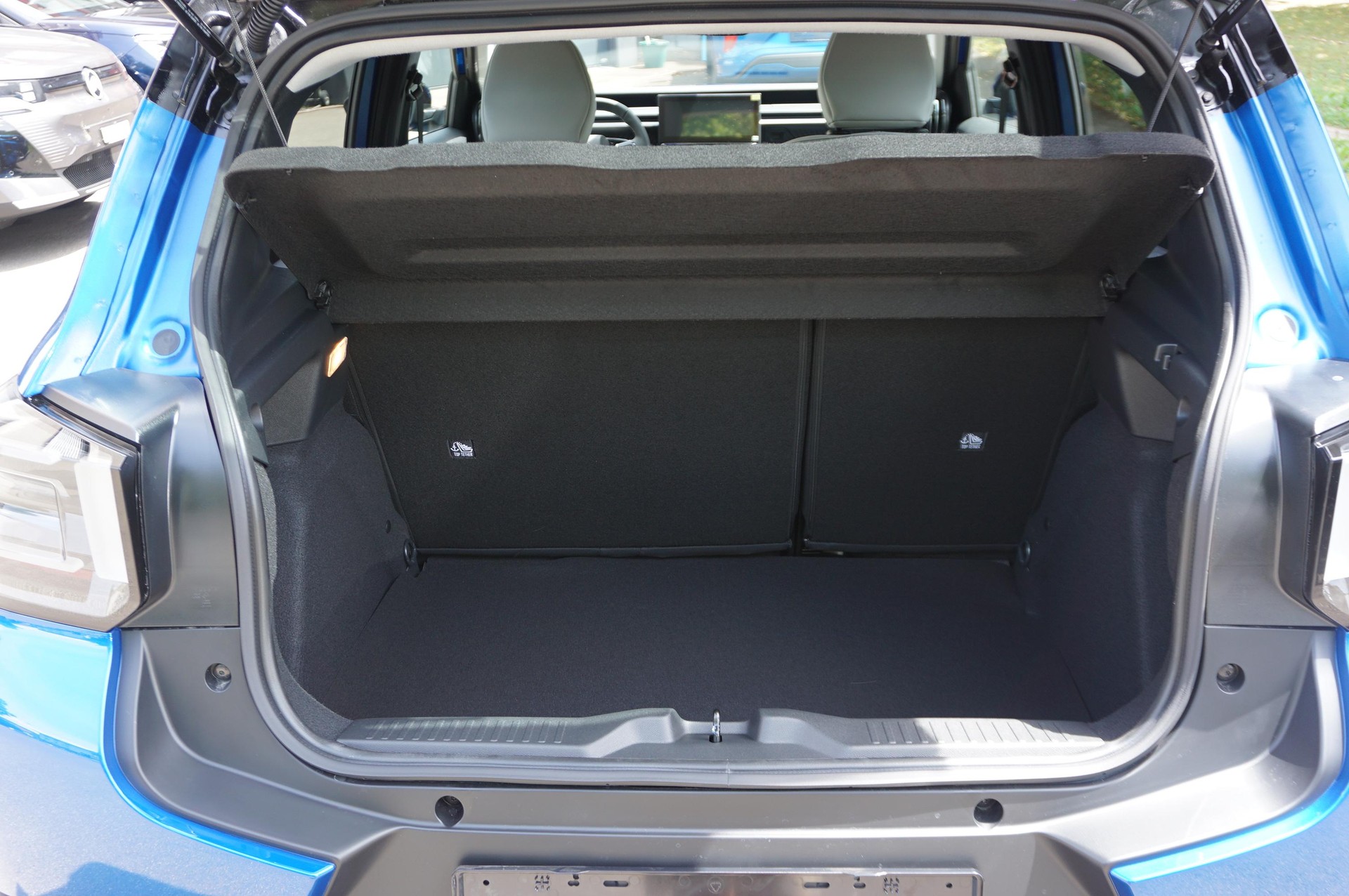 CITROEN C3 1.2 Hybrid Max-image-5