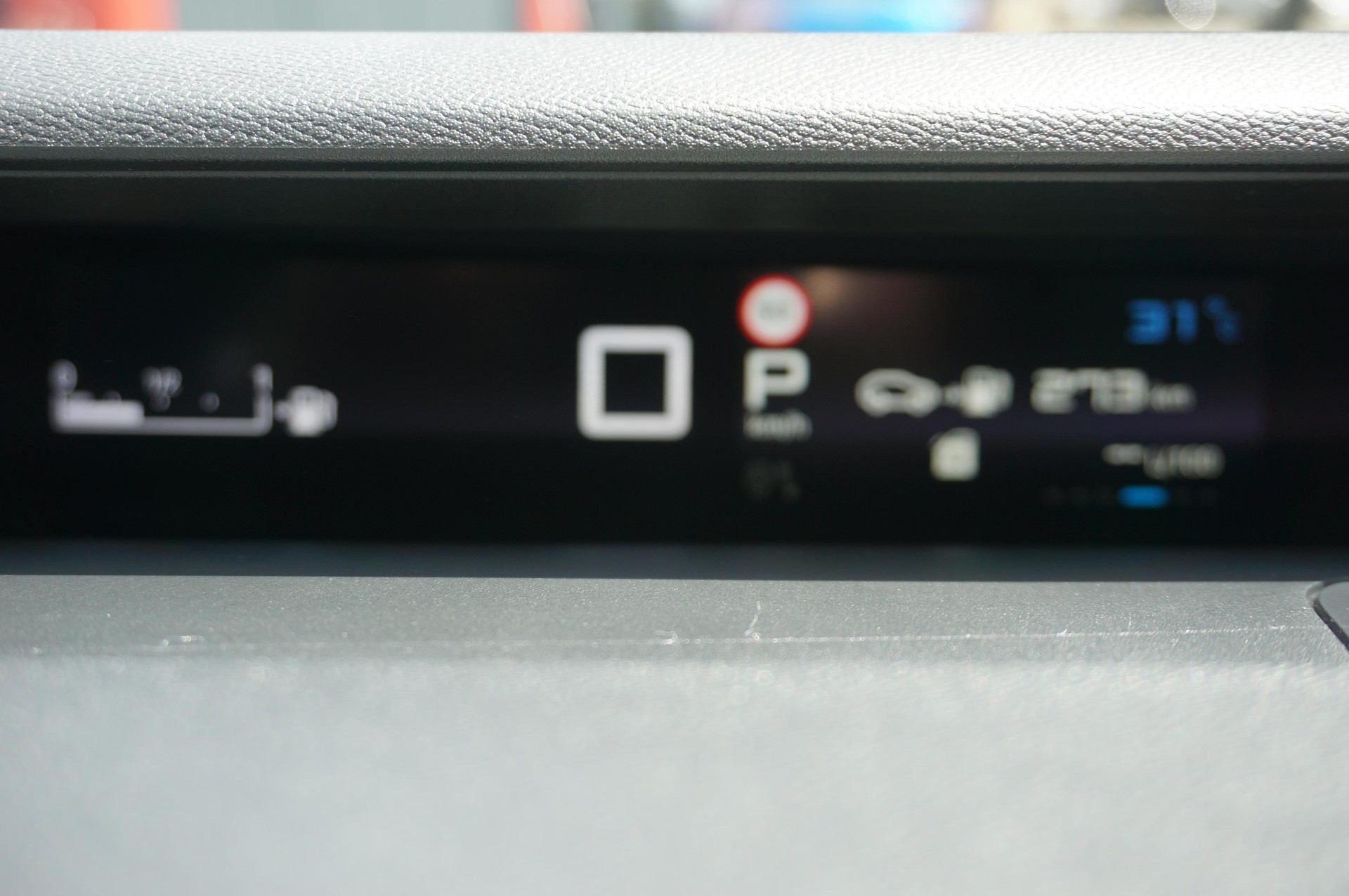 CITROEN C3 1.2 Hybrid Max-image-12