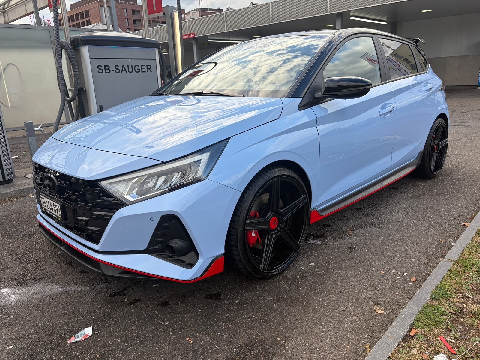 Car photo
