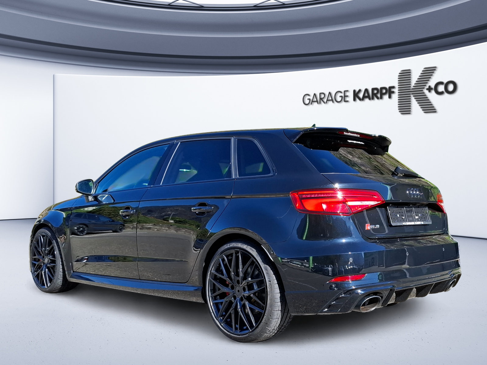 AUDI RS3 Sportback 2.5 TSI quattro S-tronic-image-2