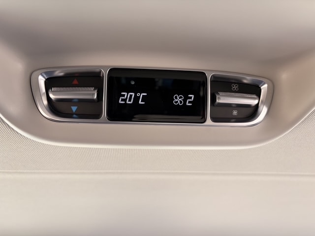 MERCEDES-BENZ Vito 124 CDI Lang Select Tourer 4Matic 9G-Tronic-image-10