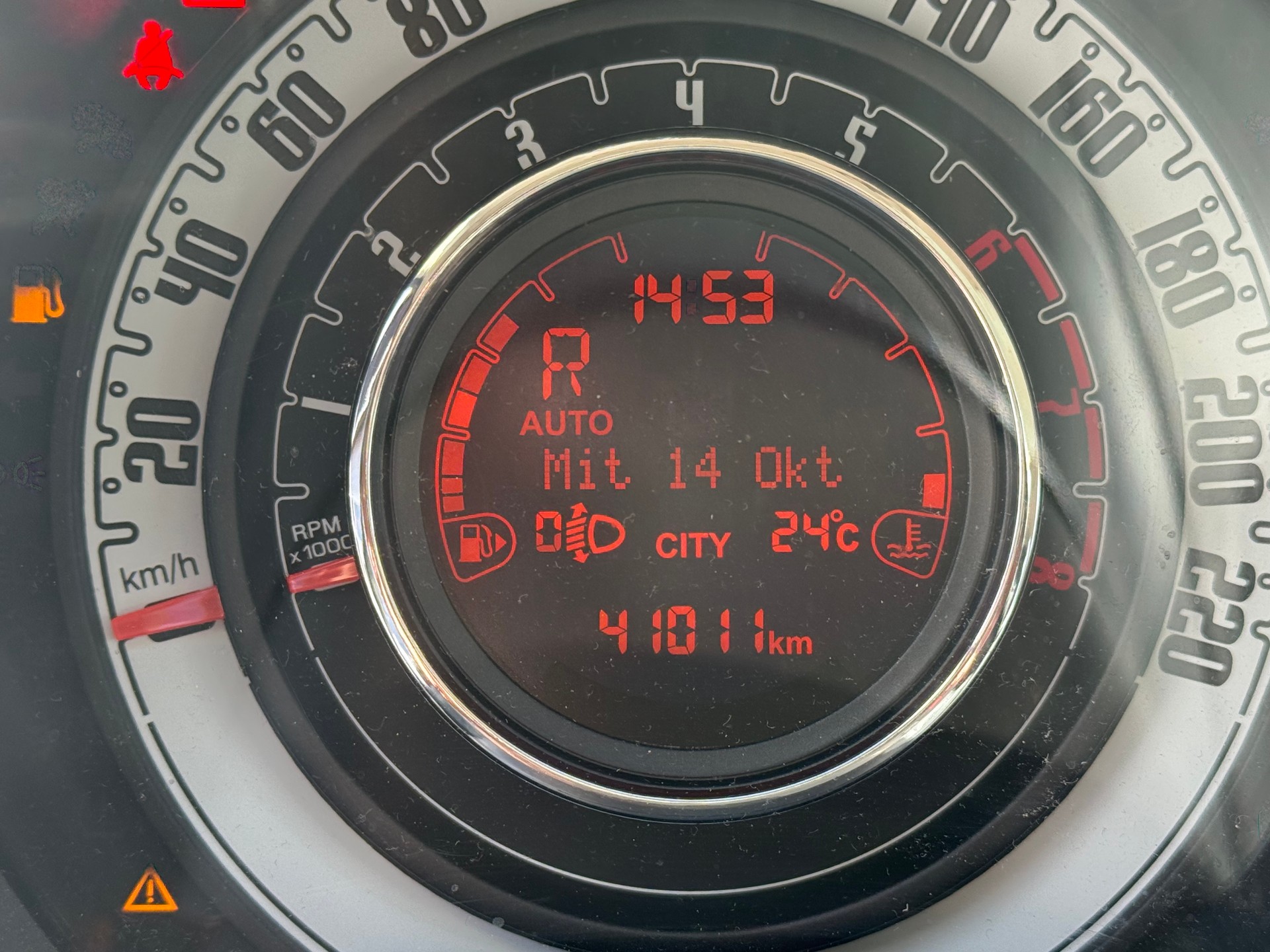 FIAT 500 1.2 Lounge Dualogic-image-10